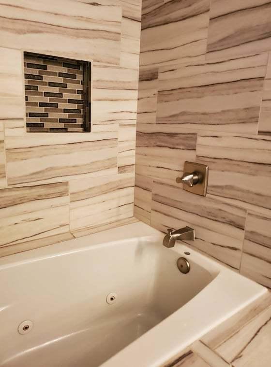 TWIN LAKES ESTATES - Residential