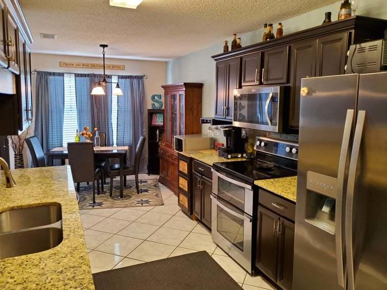 TWIN LAKES ESTATES - Residential