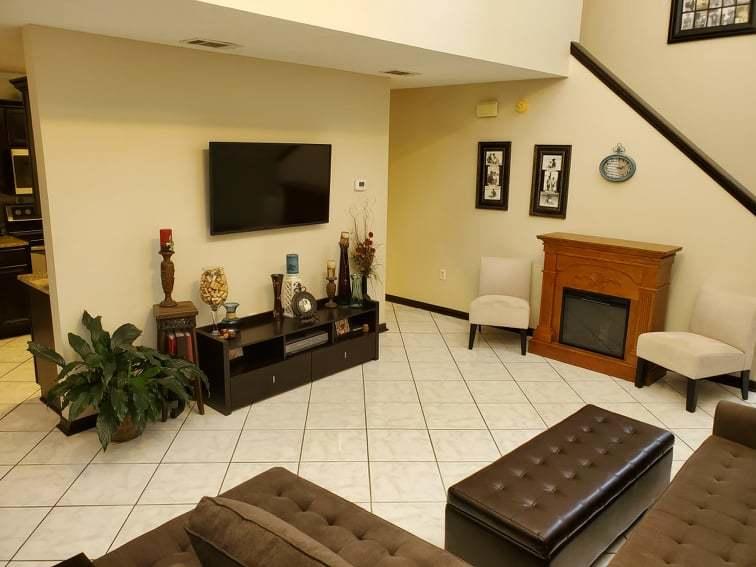 TWIN LAKES ESTATES - Residential