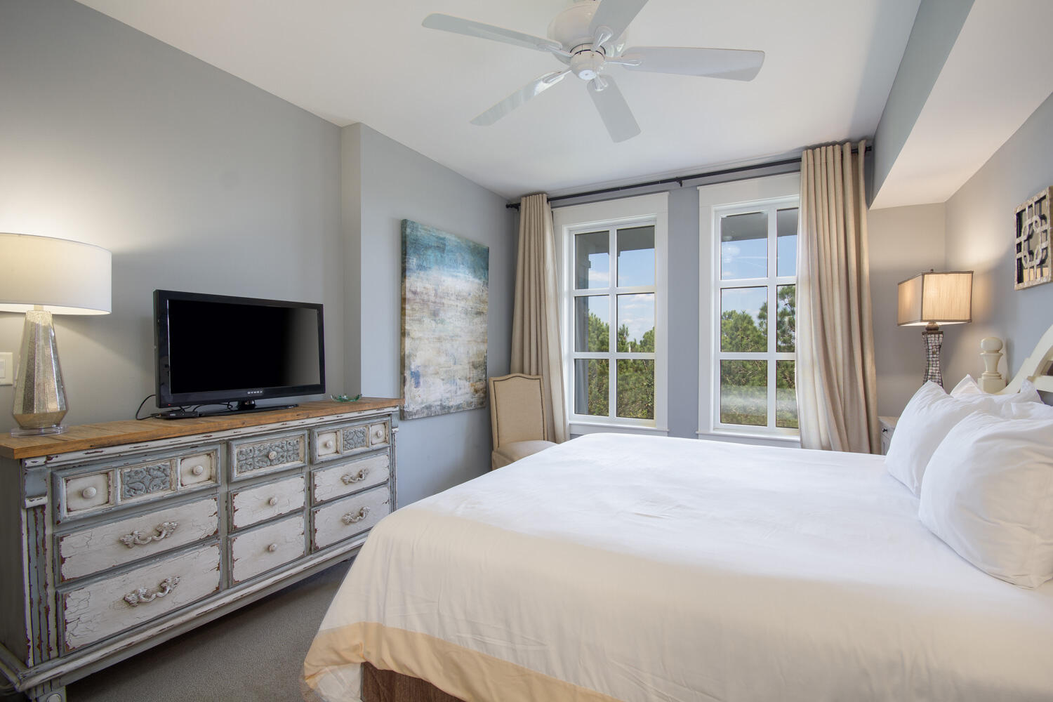 PILOT HOUSE - Residential Lease