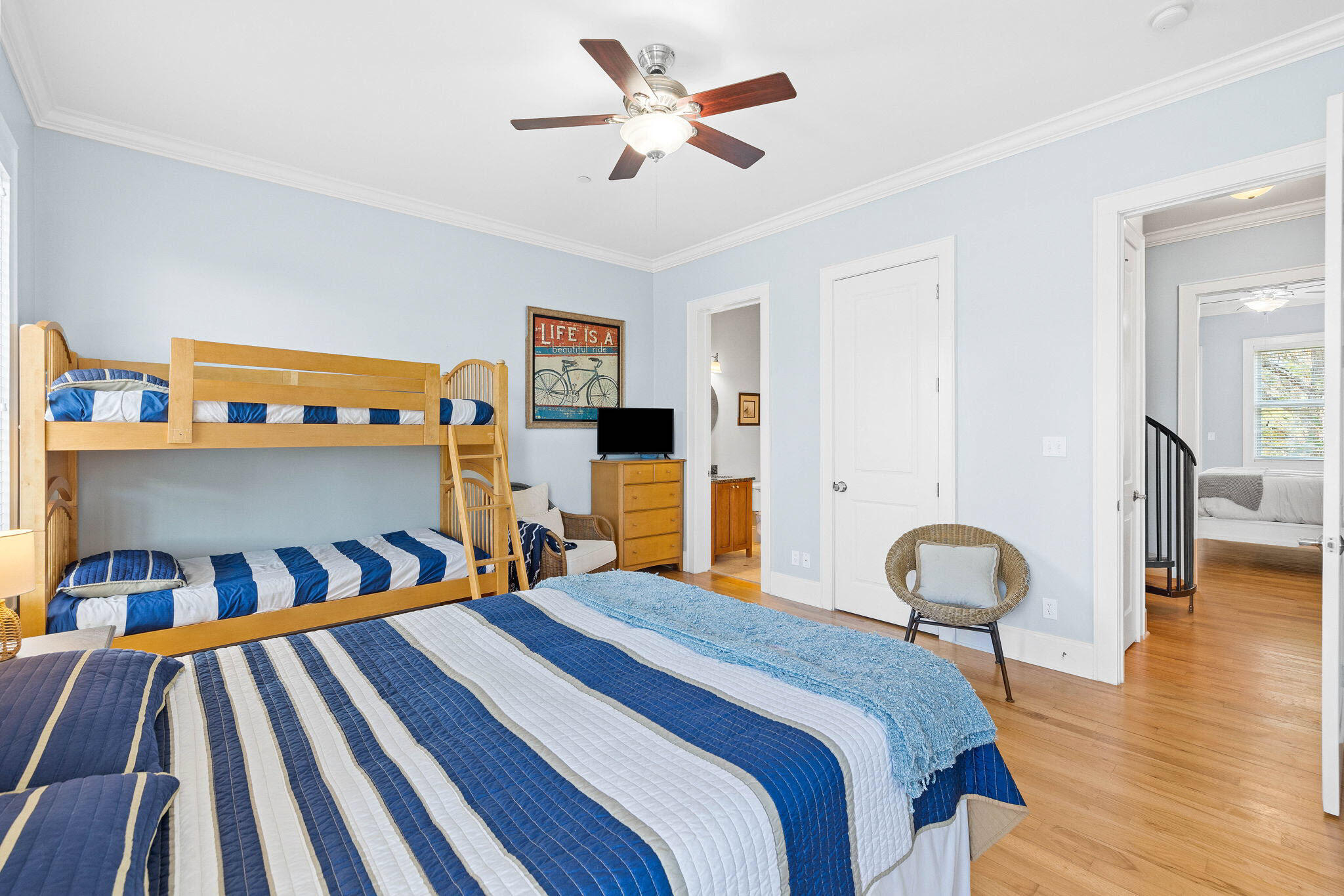 SUMMER PLACE - Residential