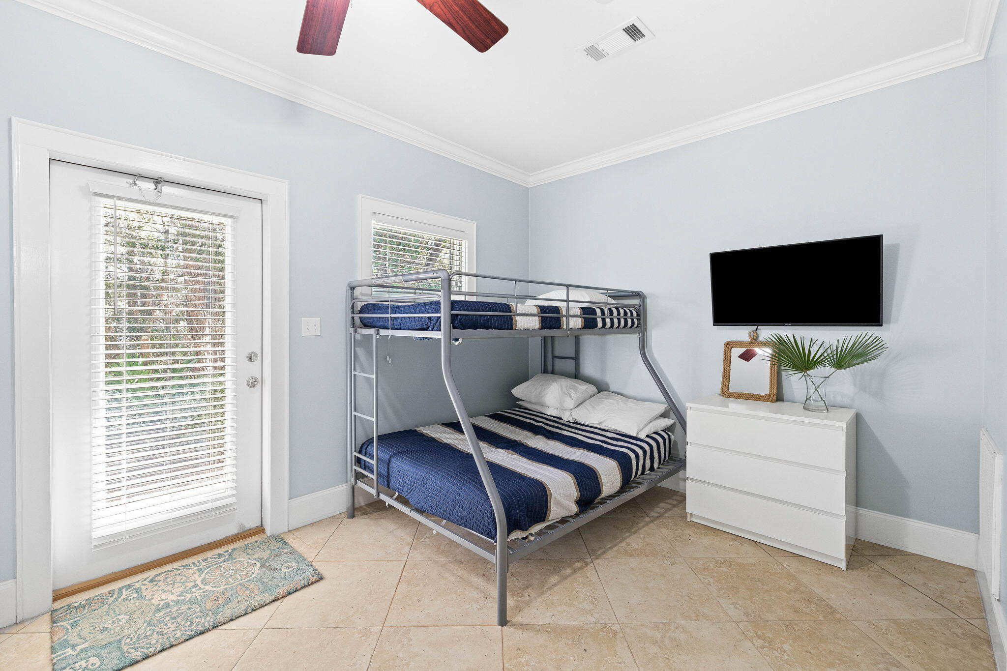 SUMMER PLACE - Residential