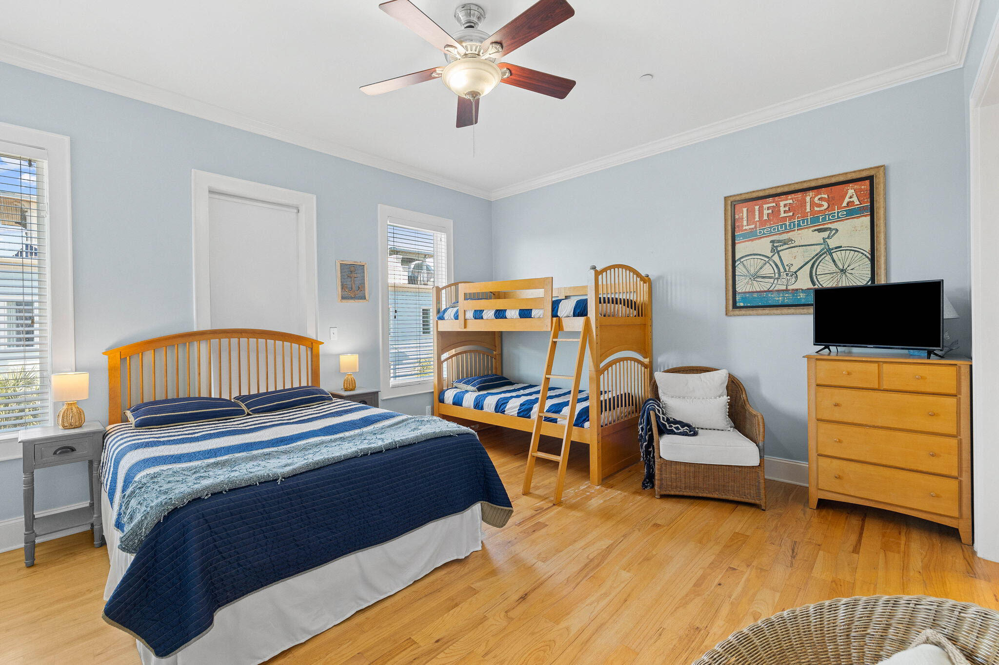 SUMMER PLACE - Residential