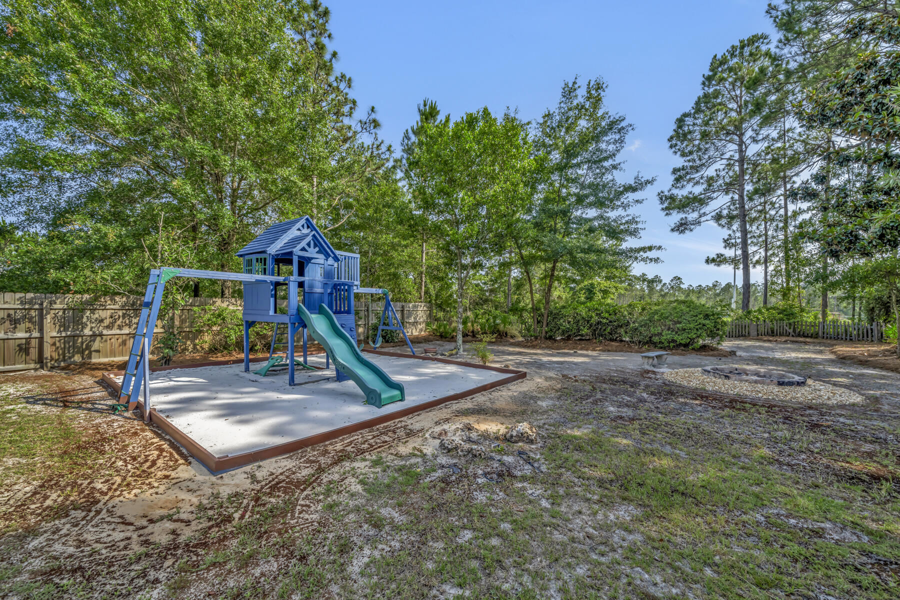 EDGEWOOD TERRACE - Residential