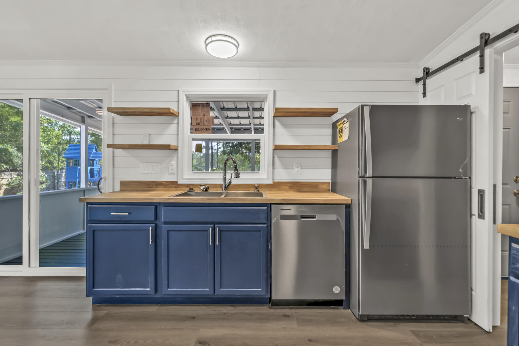 EDGEWOOD TERRACE - Residential