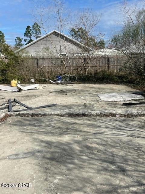 This .12-acre lot located in Sweet Water Village, right off of HWY 231, is ready for a new owner. There was a house previously built on this site so the driveway and foundation is still intact. Flood zone X and on a lovely street, this community offers access to Lake Joanna and Lake Suzanne.