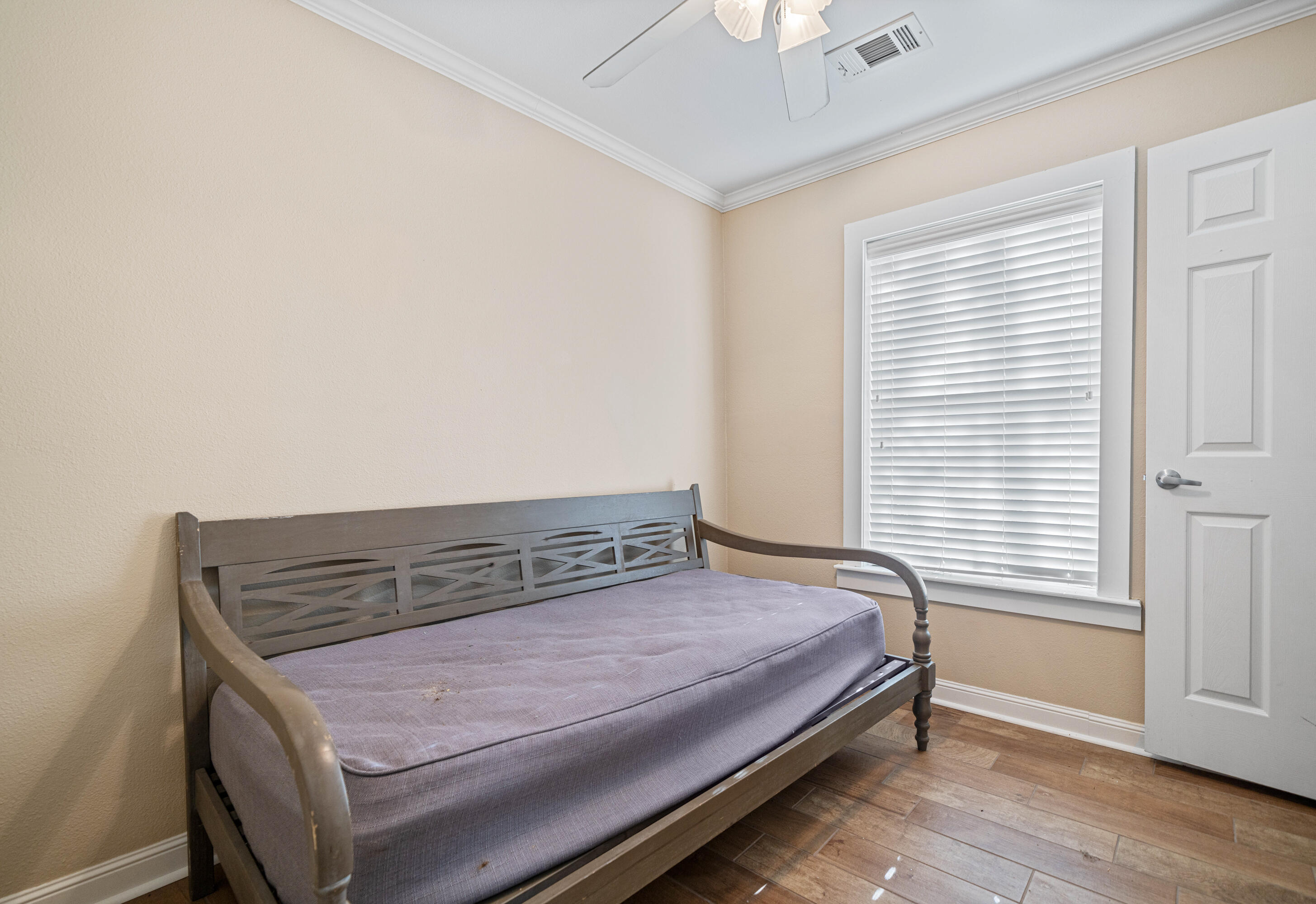 Sadlers Unrecorded - Residential Lease