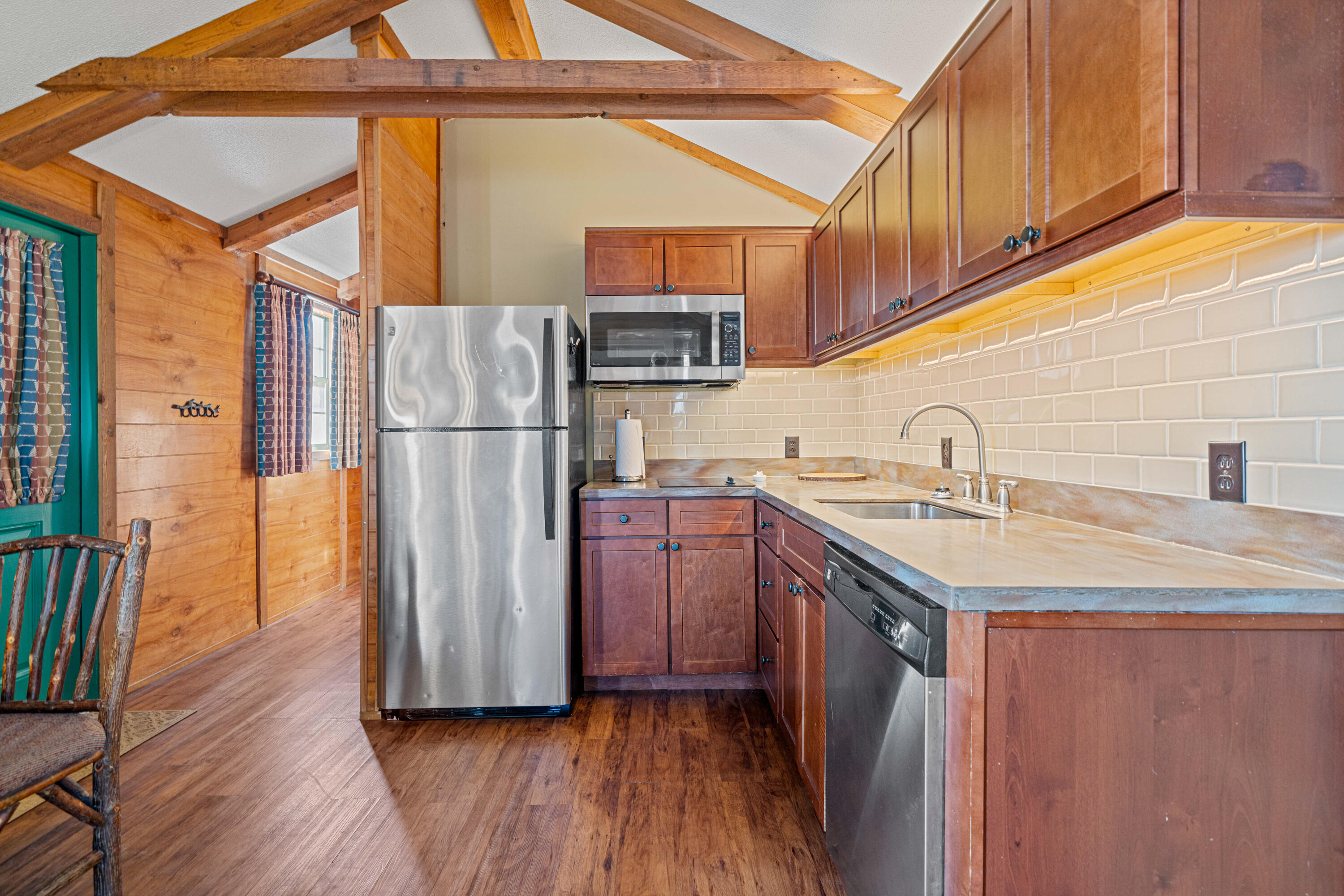 Sadlers Unrecorded - Residential Lease