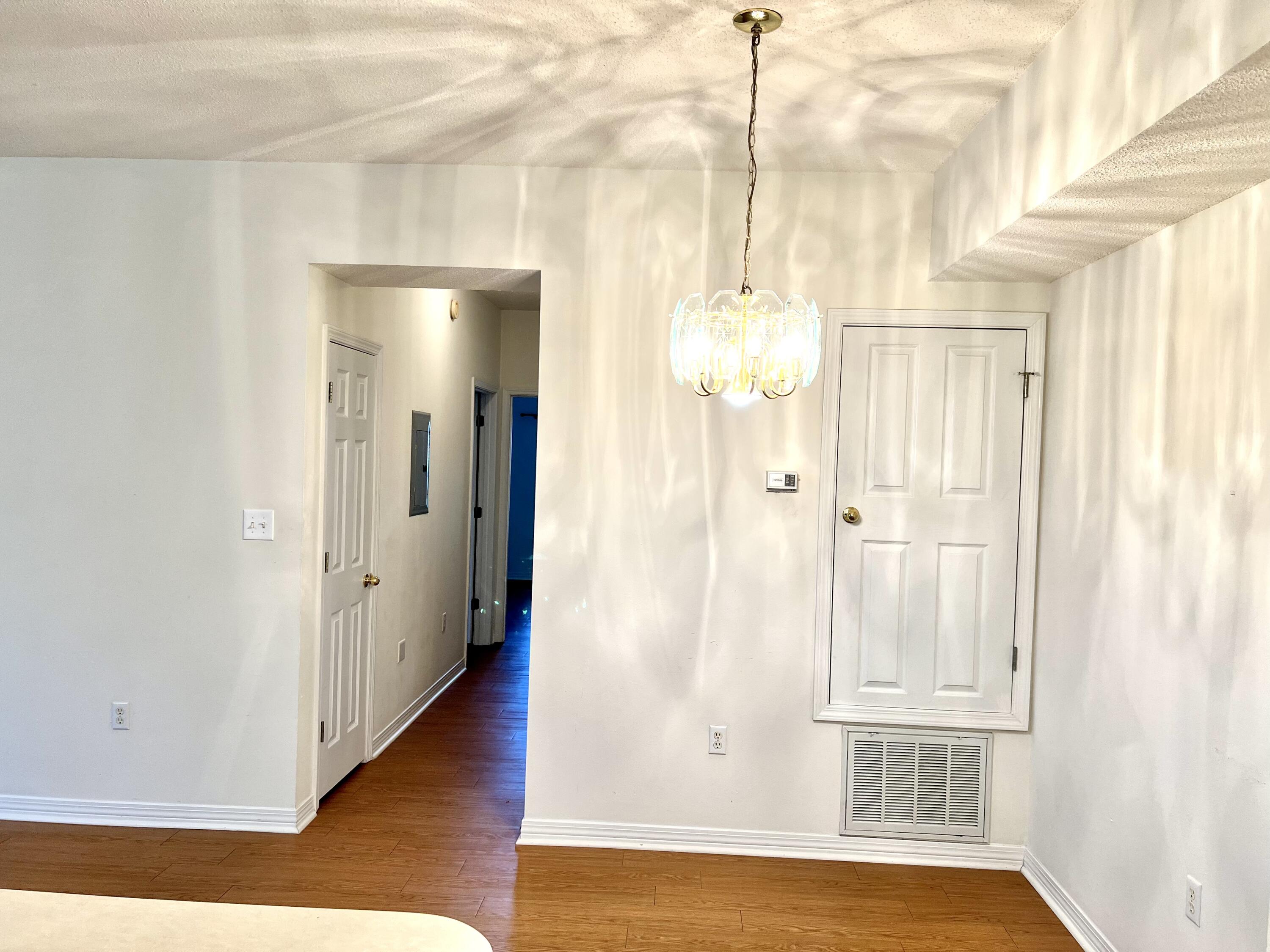 THE OAKS AT NICEVILLE PH I - Residential Lease