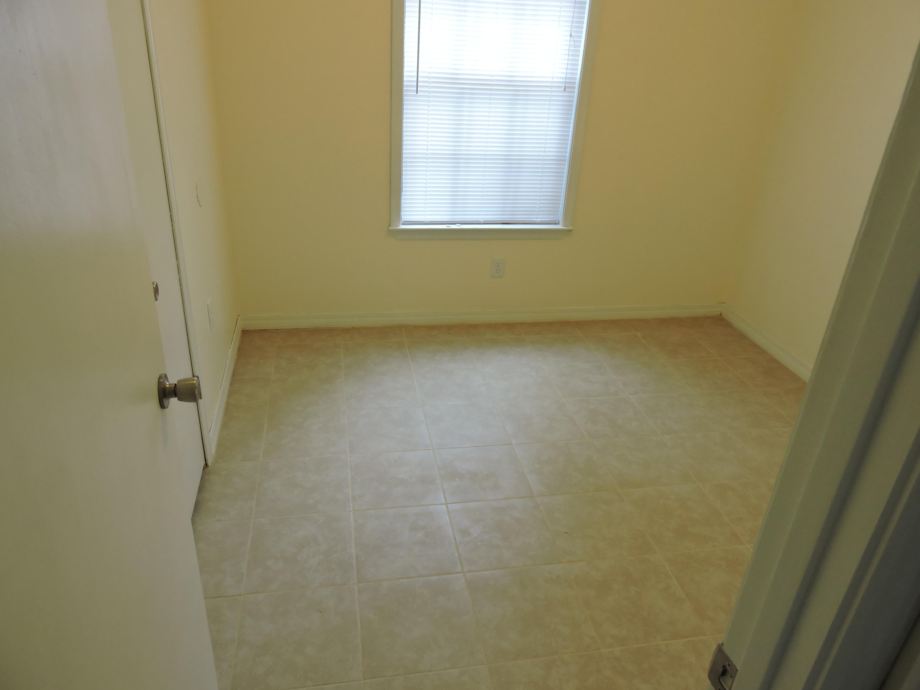 SHOAL CREEK S/D - Residential Lease