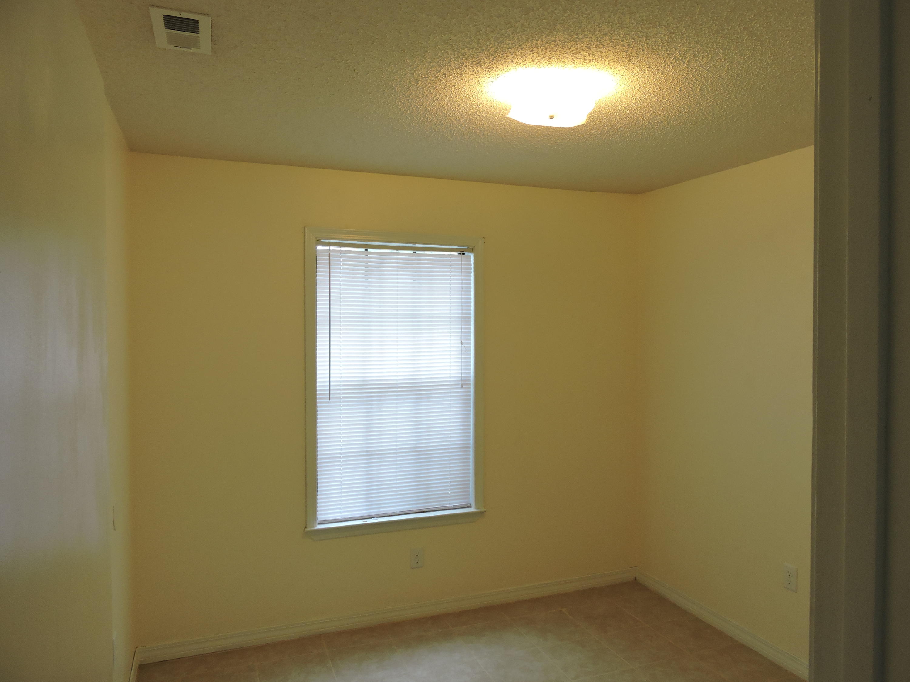 SHOAL CREEK S/D - Residential Lease