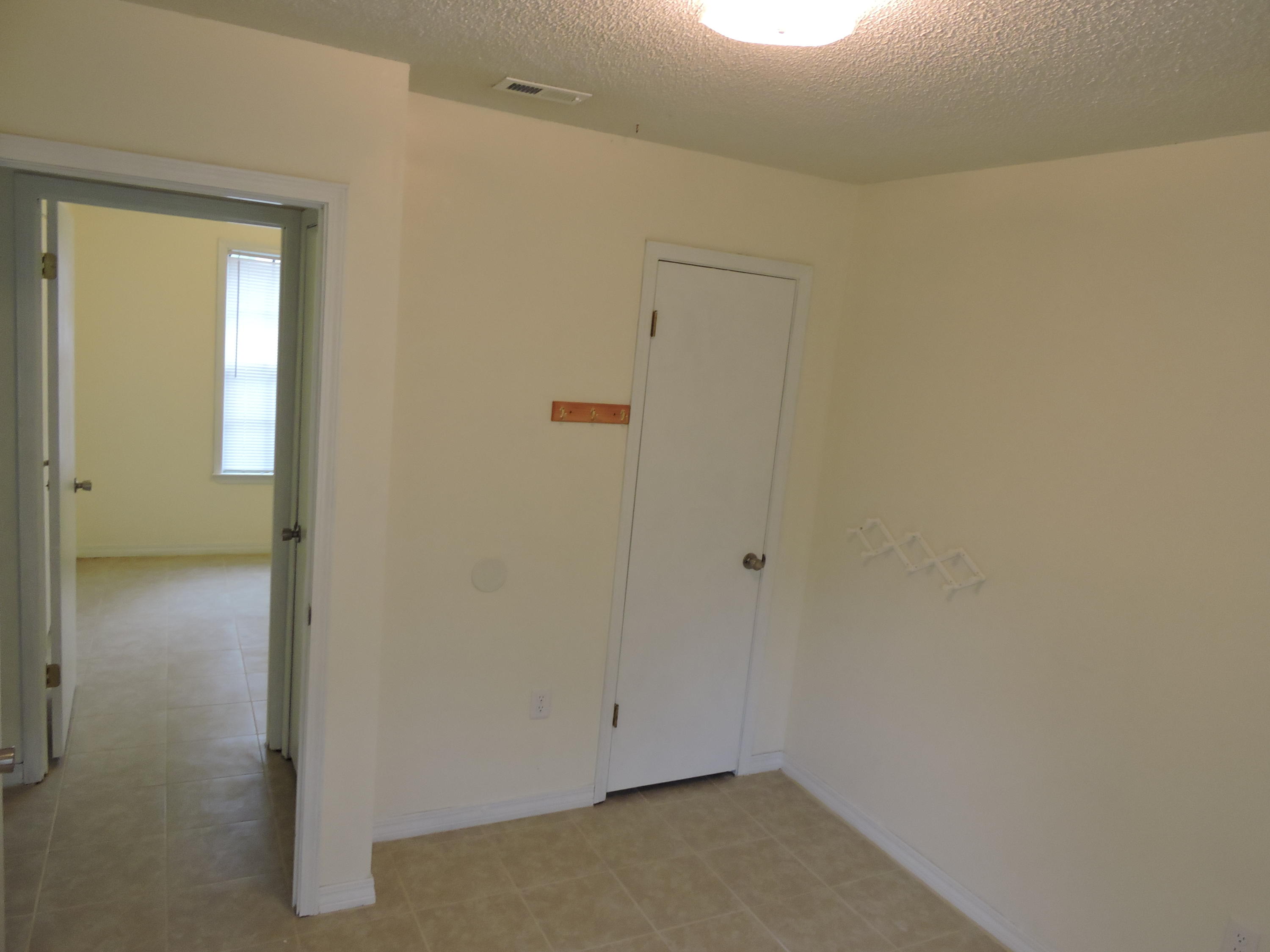 SHOAL CREEK S/D - Residential Lease