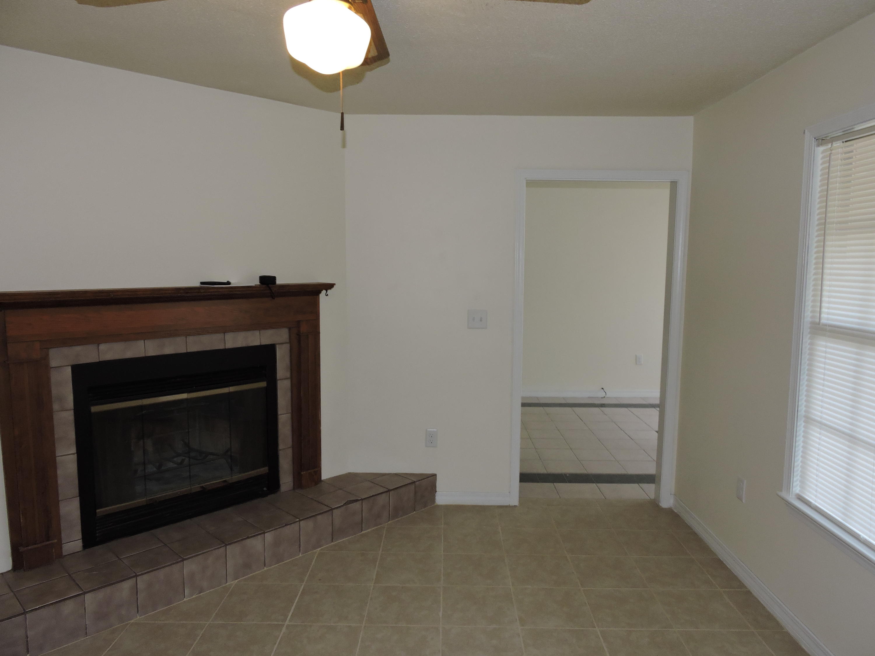 SHOAL CREEK S/D - Residential Lease