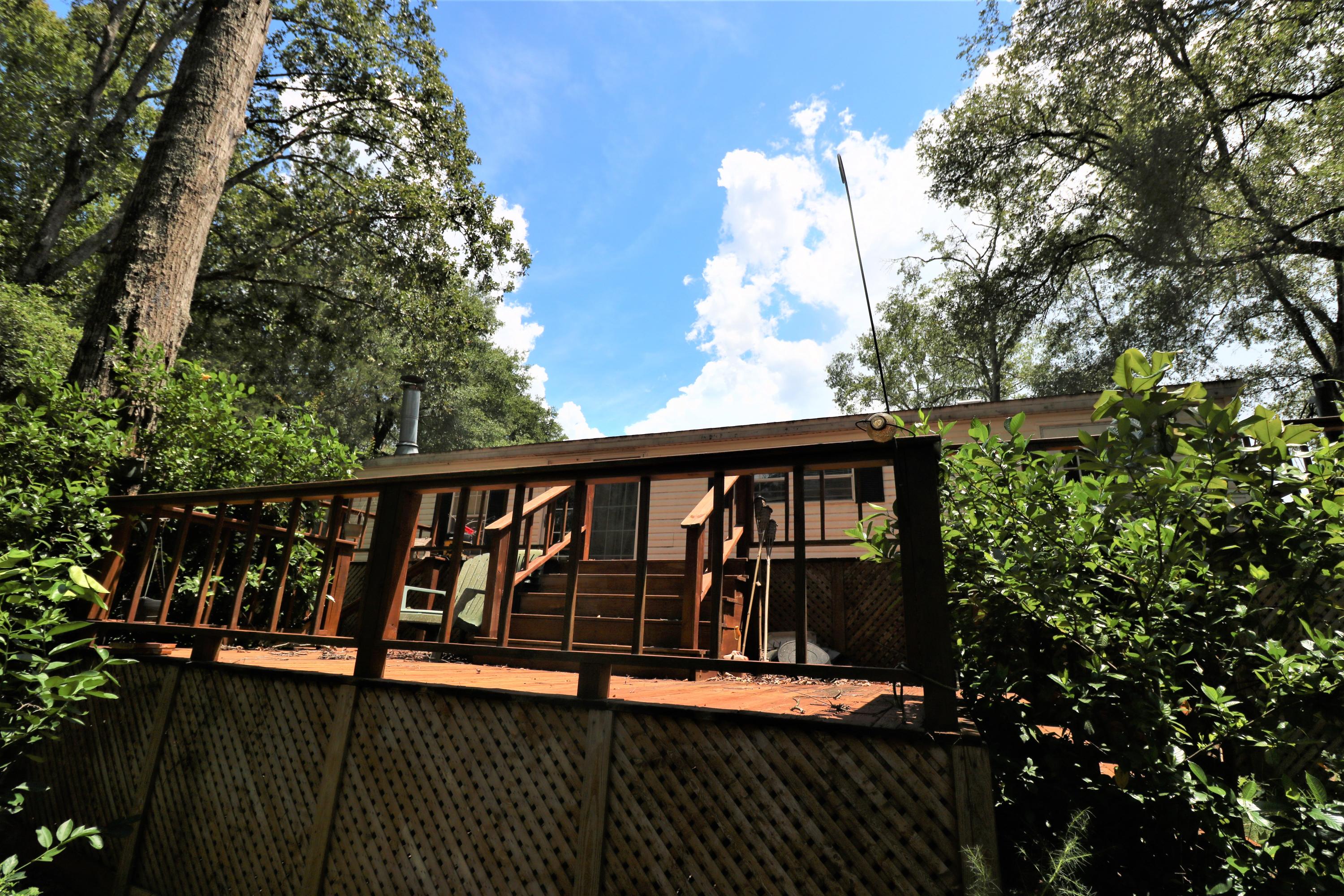 NO RECORDED SUBDIVISION - Residential