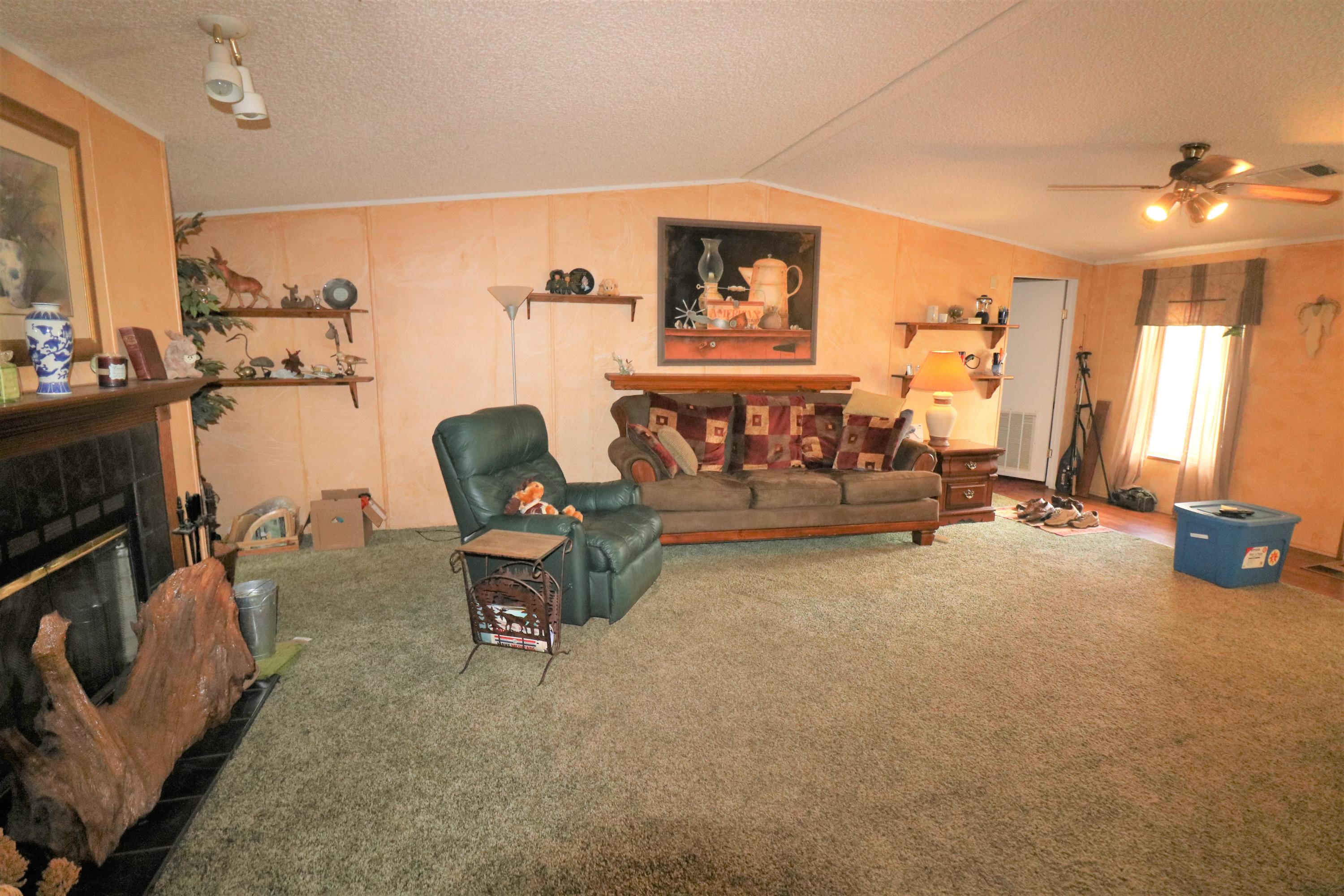 NO RECORDED SUBDIVISION - Residential