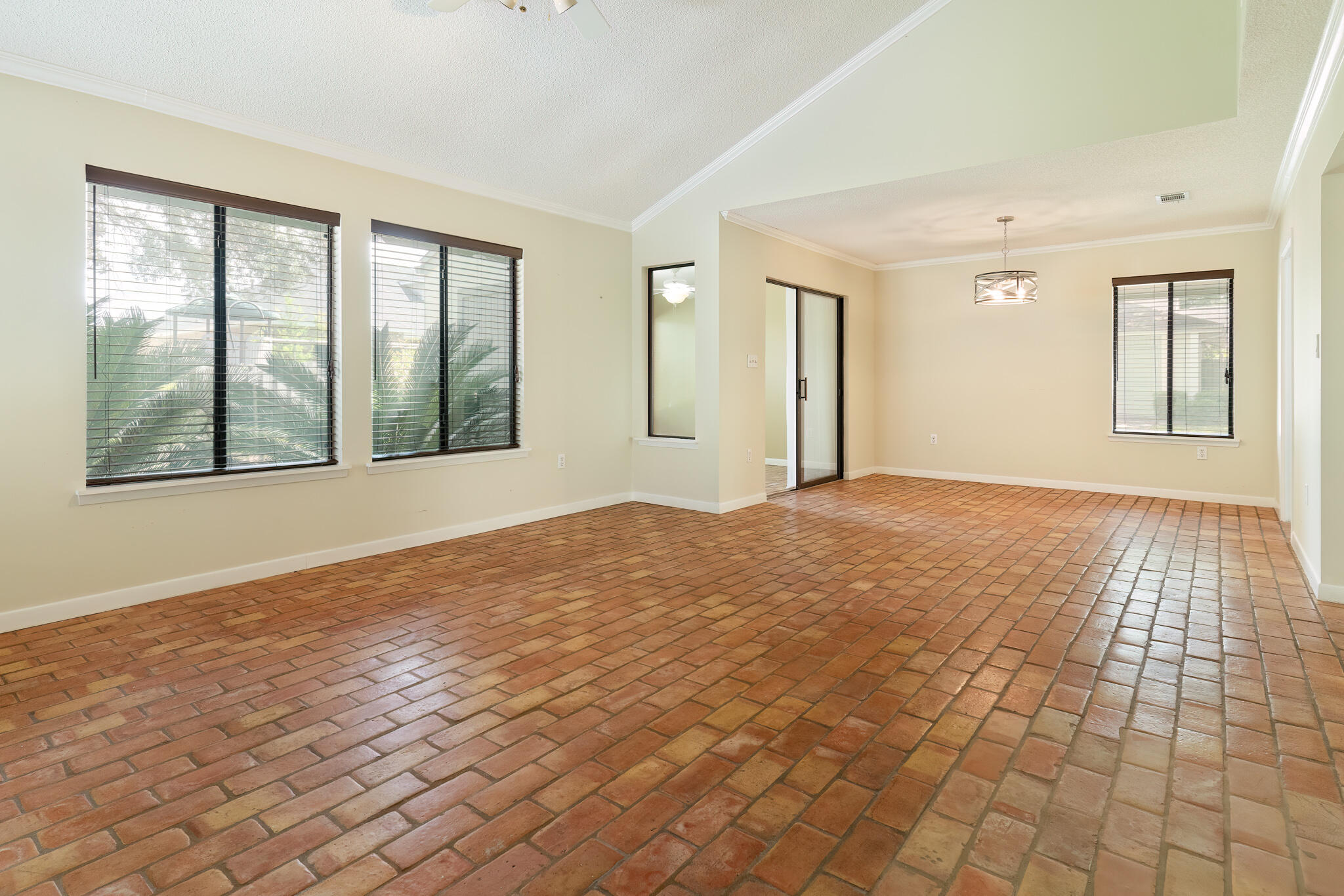 ROYAL OAK VILLAGE 2B - Residential