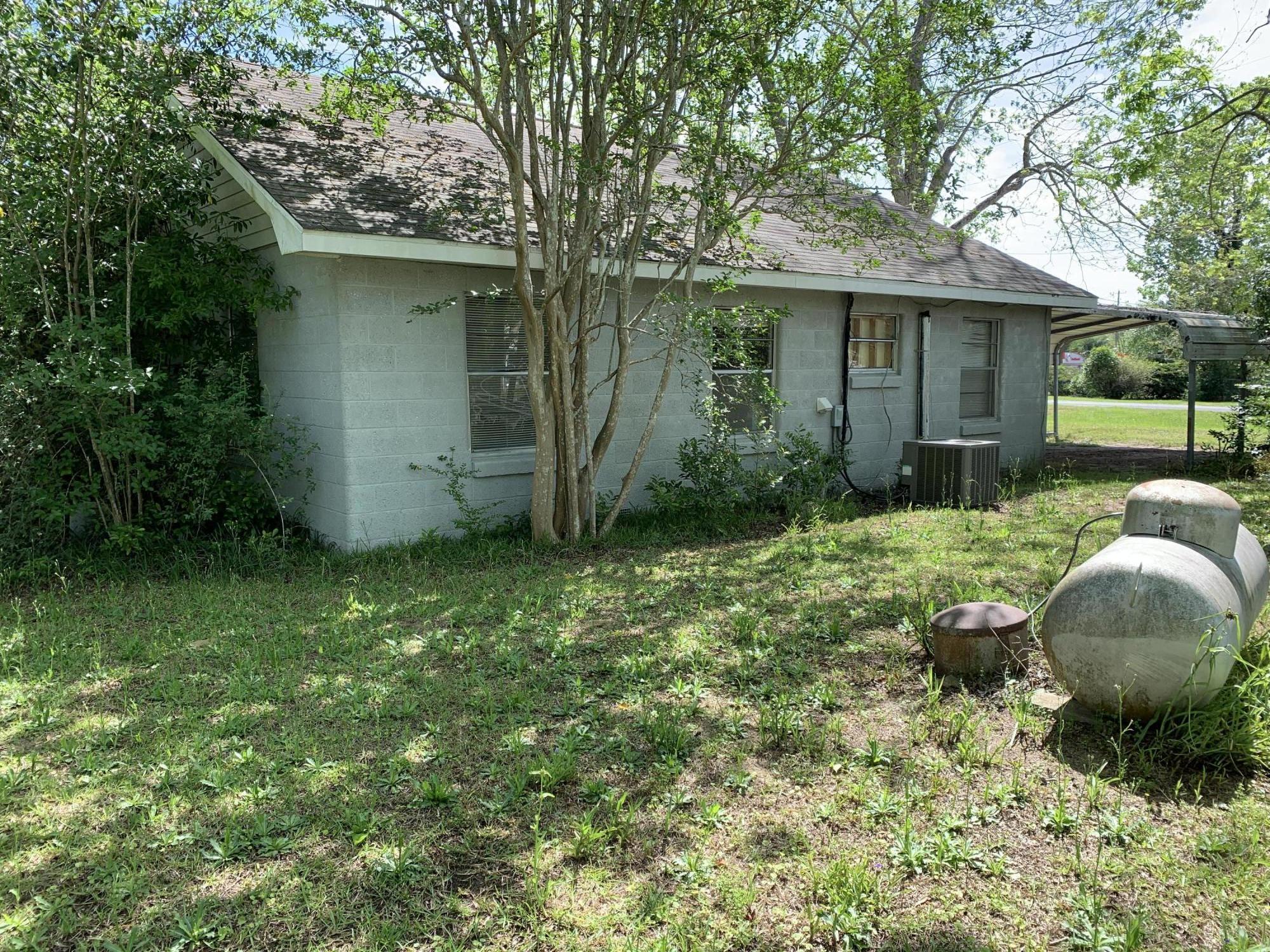 NO RECORDED SUBDIVISION - Residential