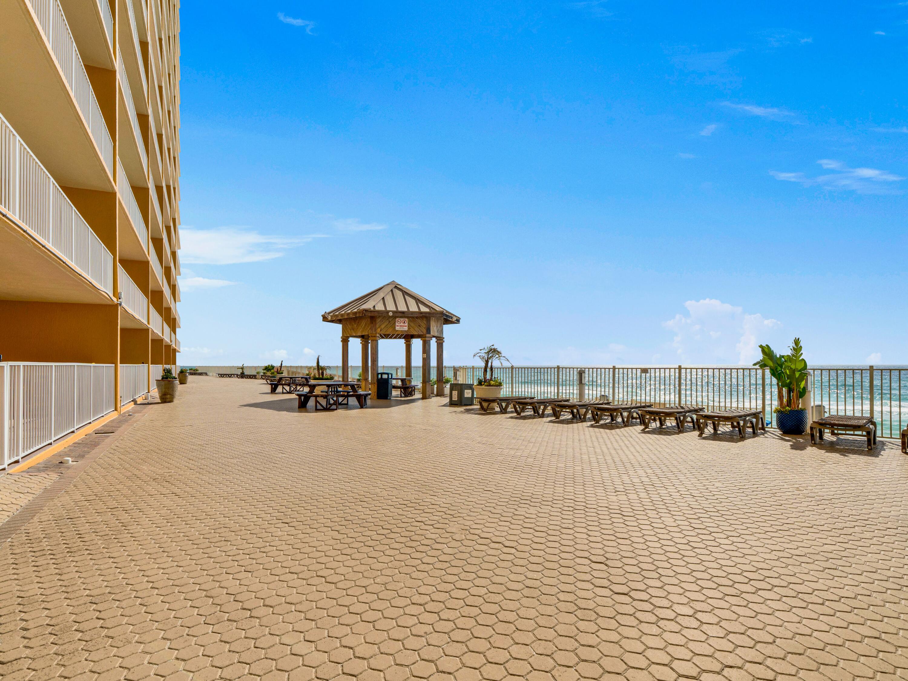 TREASURE ISLAND - Residential