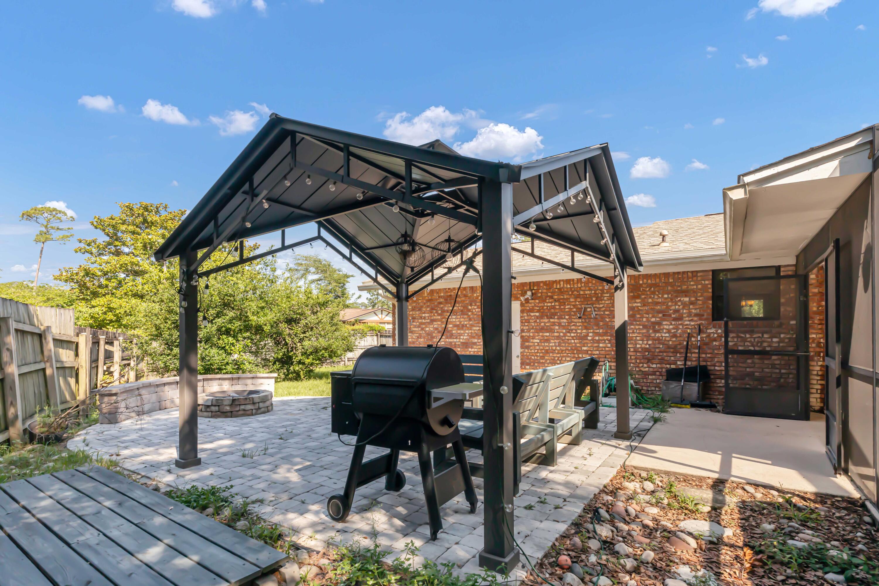 PALM ESTATES UNIT 4 - Residential