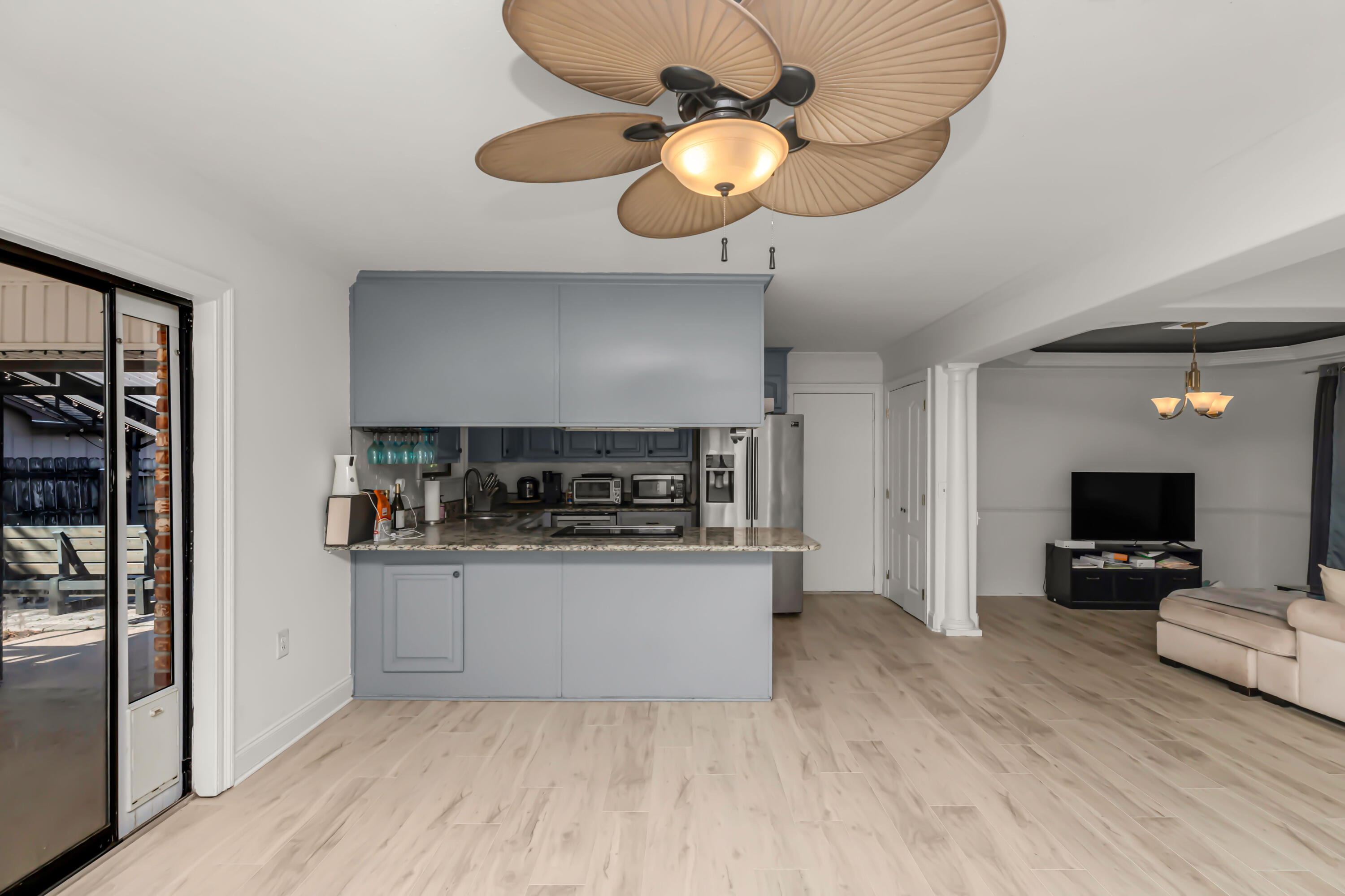 PALM ESTATES UNIT 4 - Residential