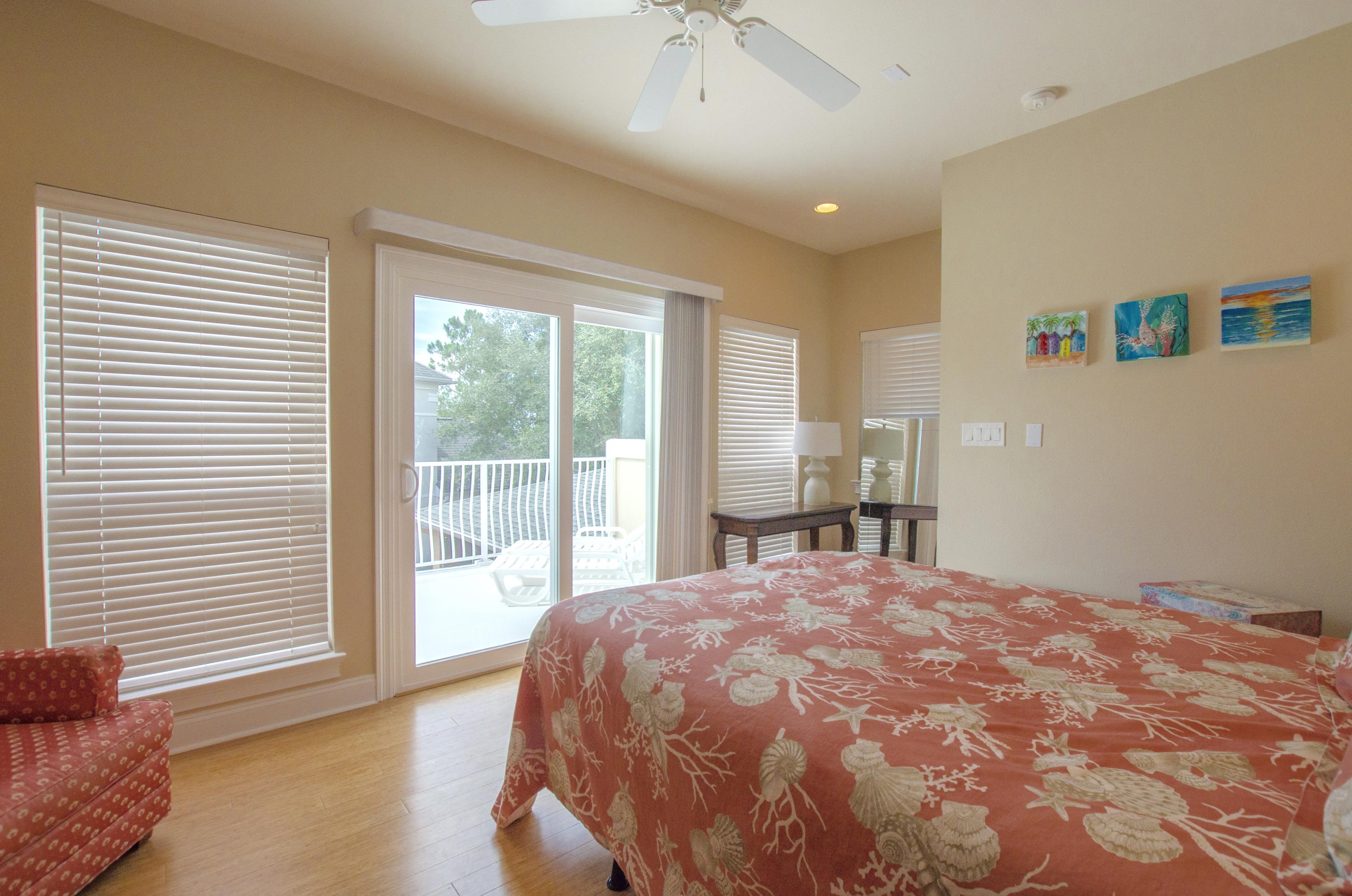 FAIRWAY VILLAS - Residential