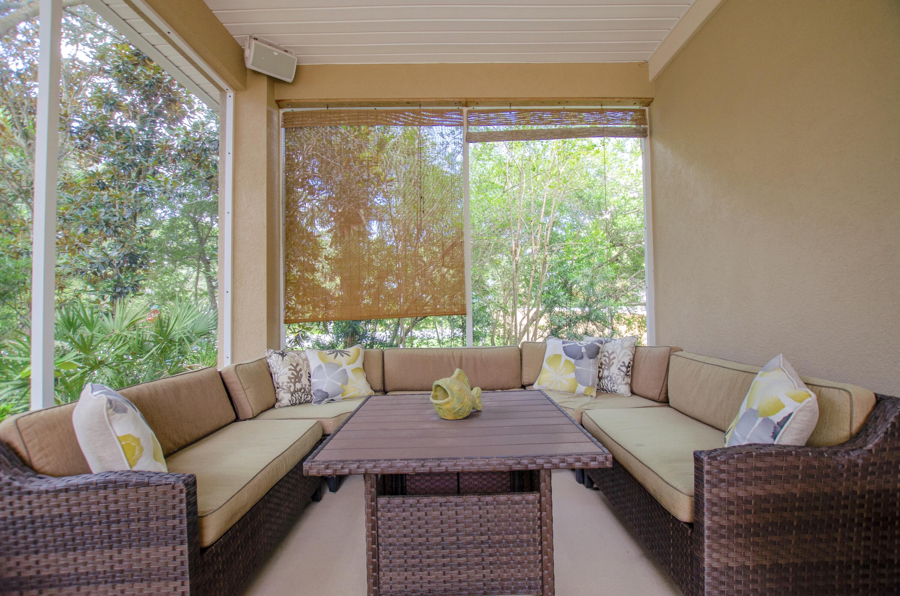 FAIRWAY VILLAS - Residential