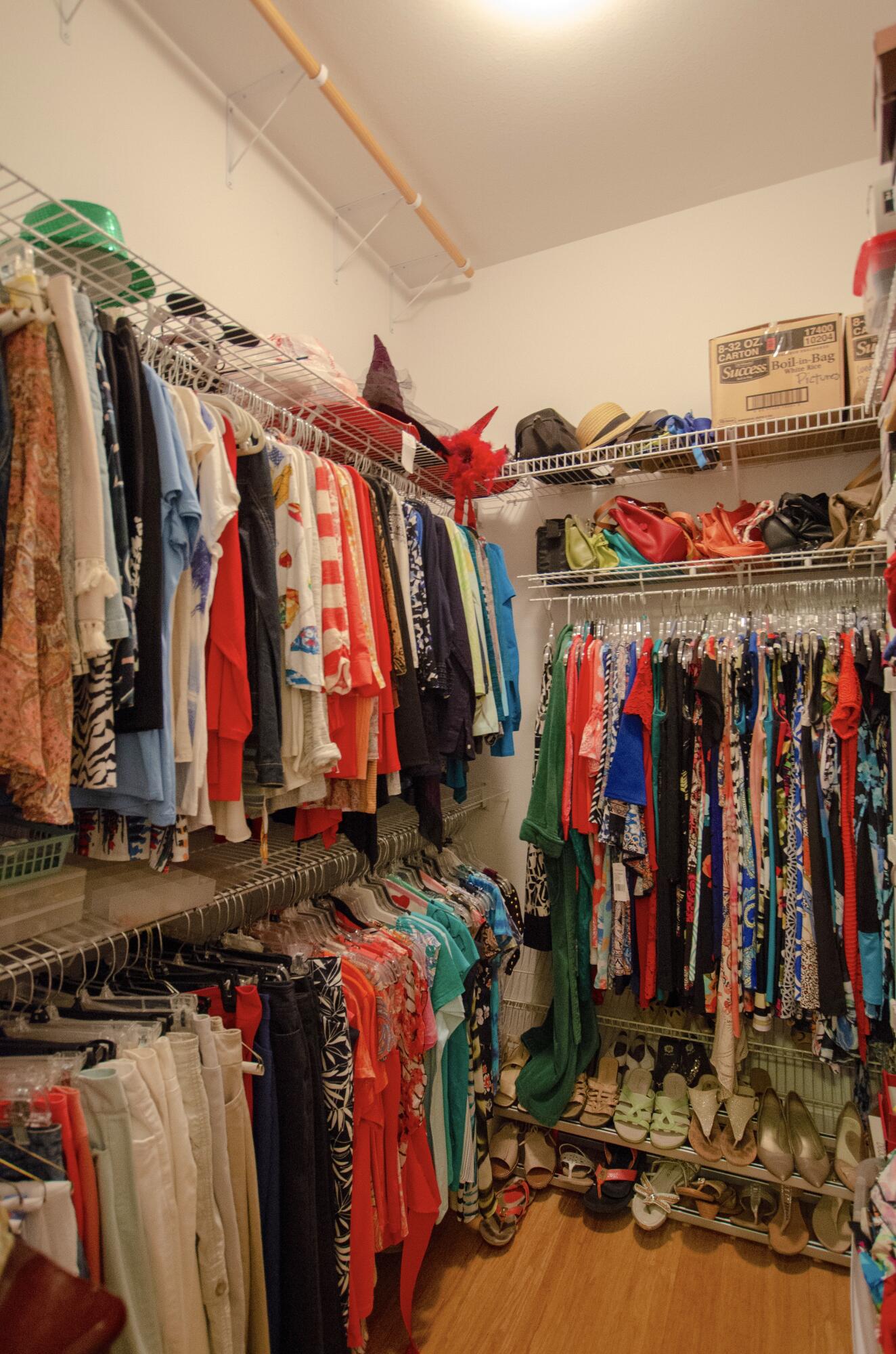 FAIRWAY VILLAS - Residential