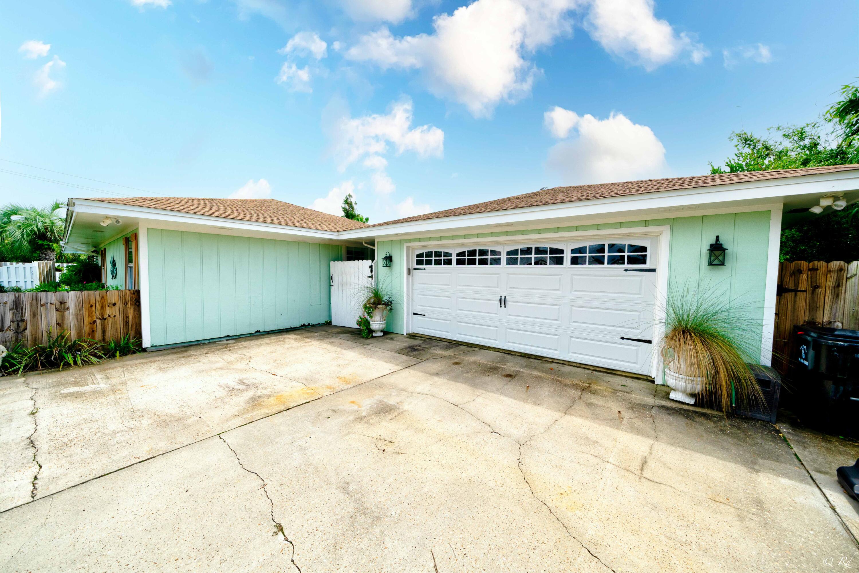 MIRAMAR HEIGHTS - Residential