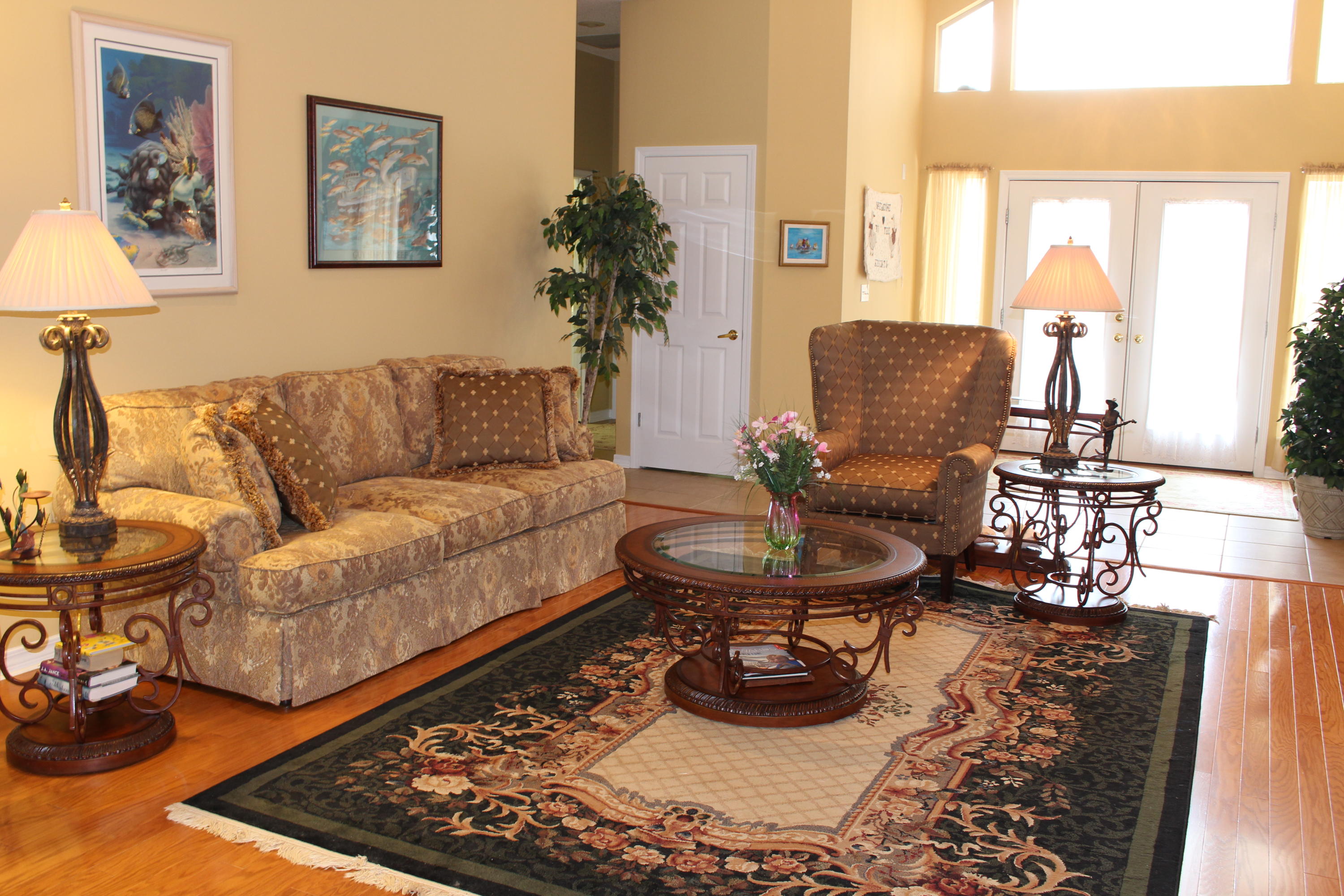 DANA POINTE - Residential