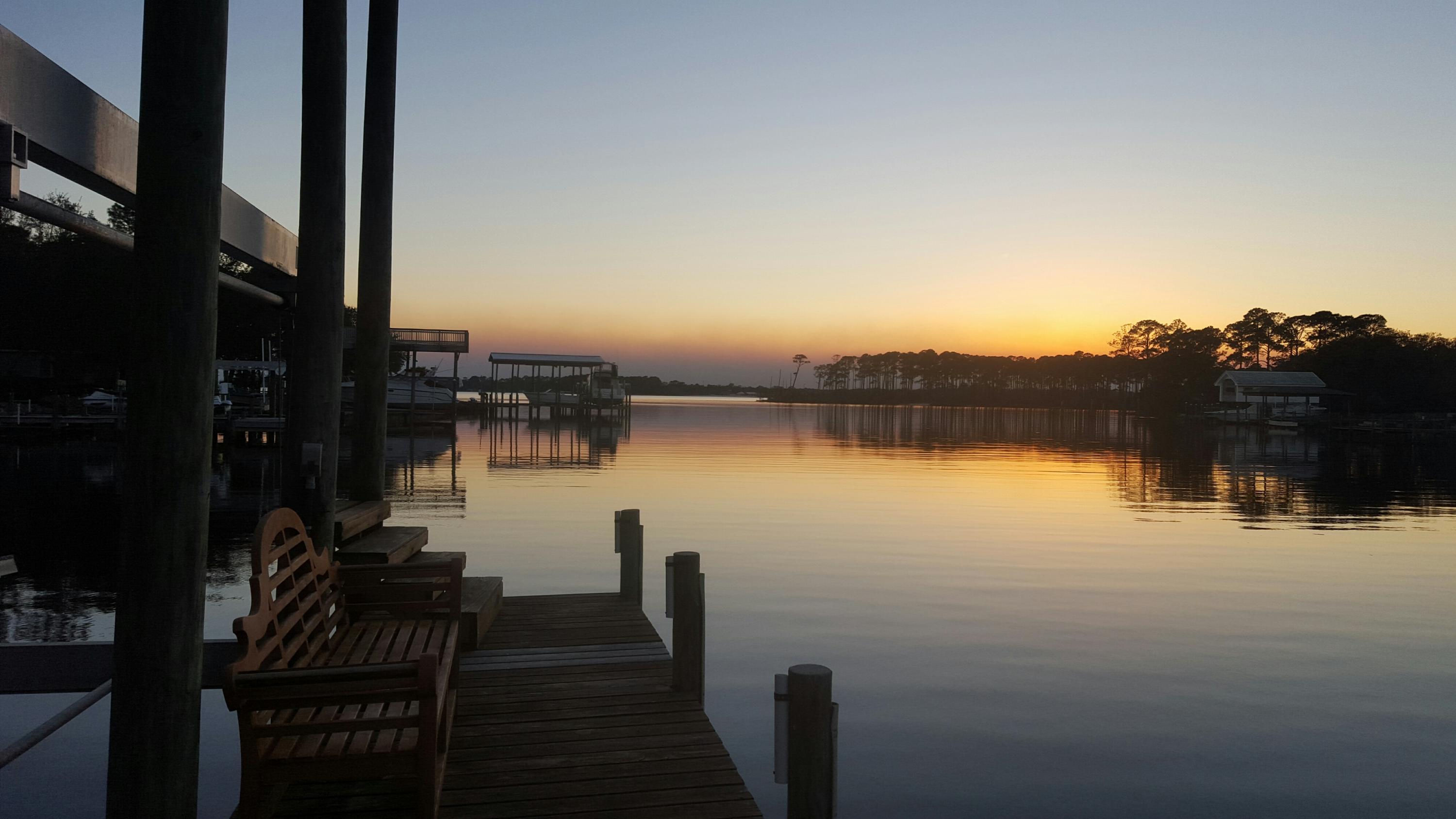 DANA POINTE - Residential