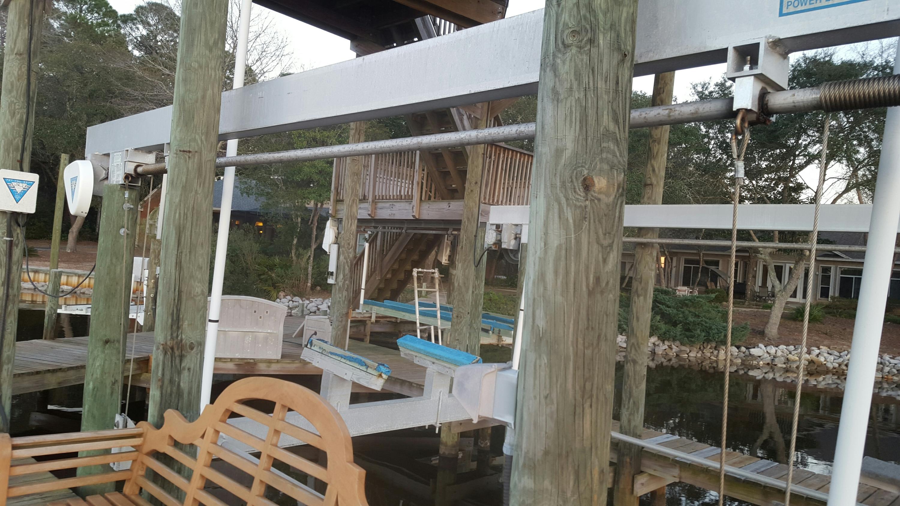 DANA POINTE - Residential