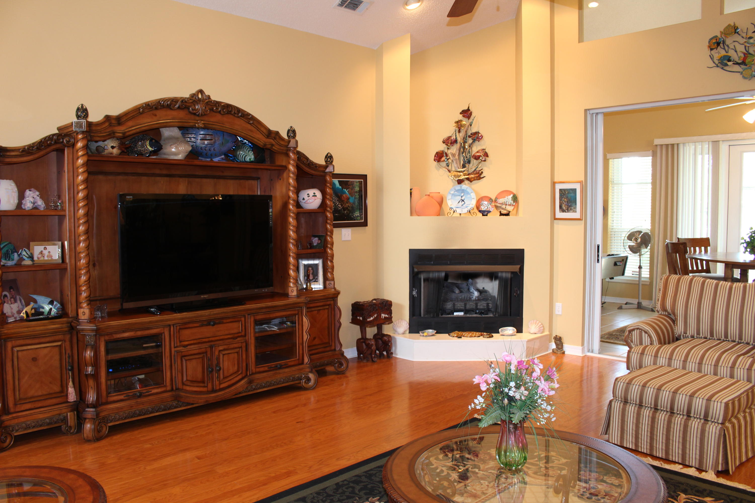 DANA POINTE - Residential