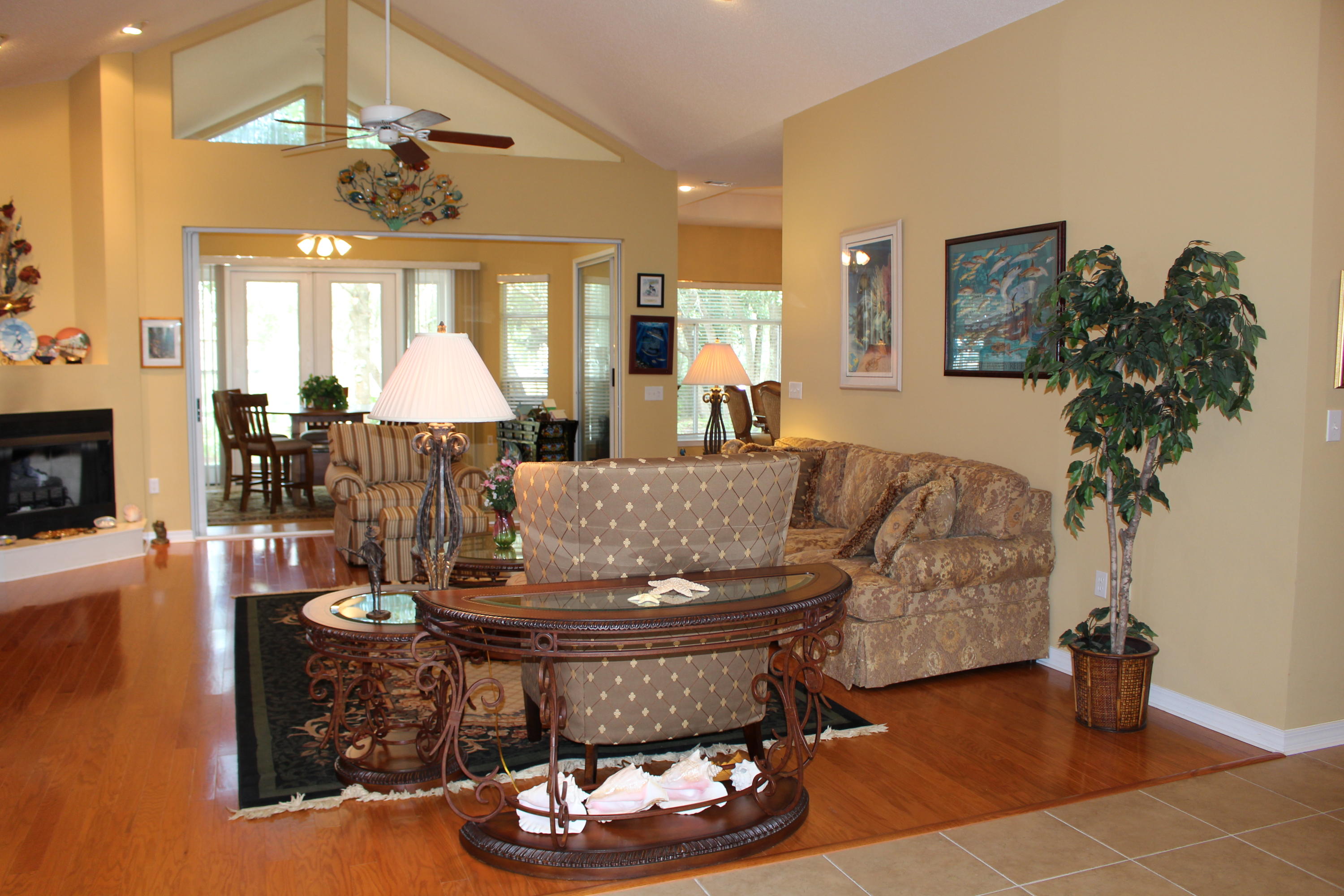 DANA POINTE - Residential