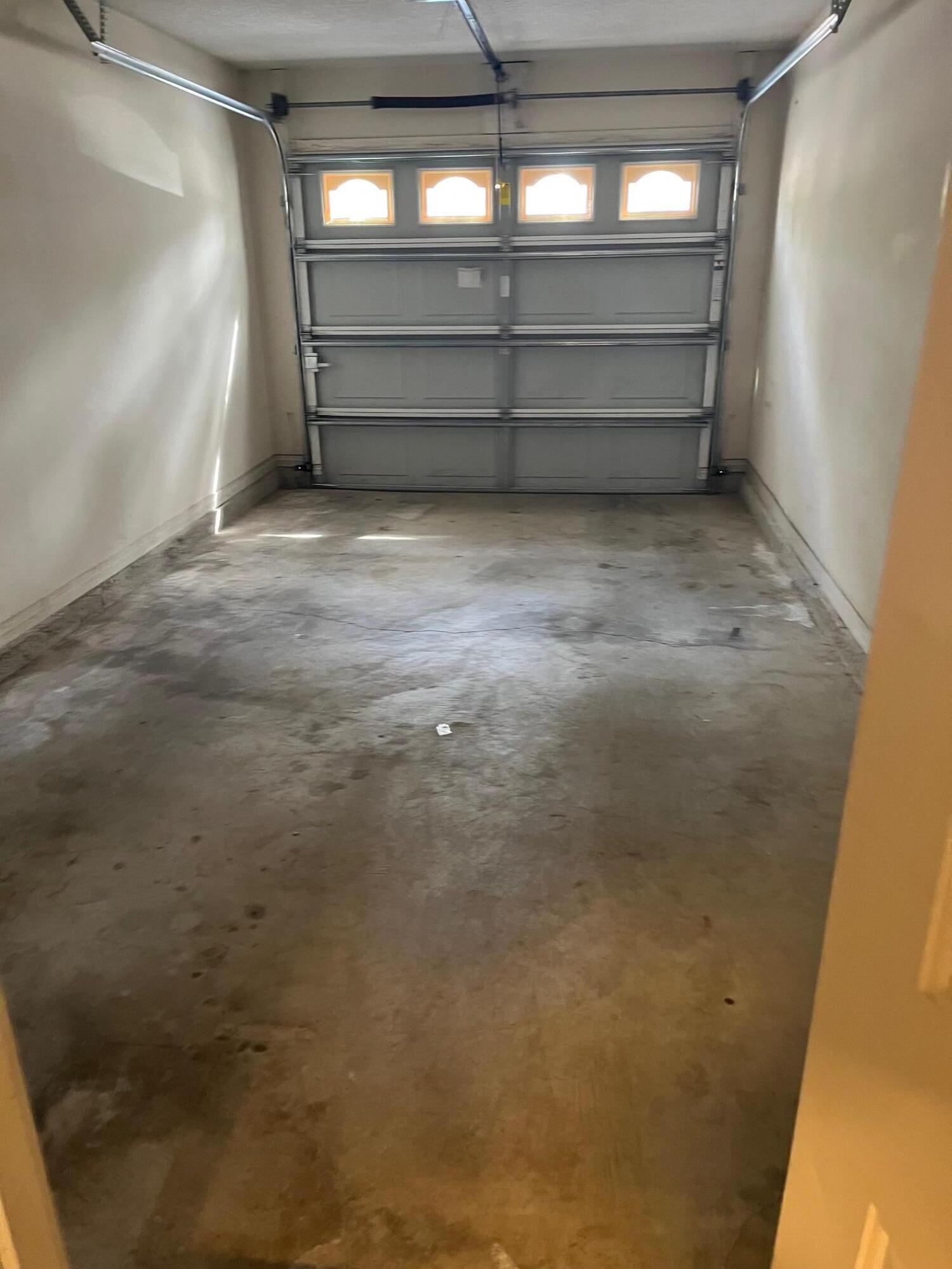 SHANYN TAYLOR OAKS - Residential