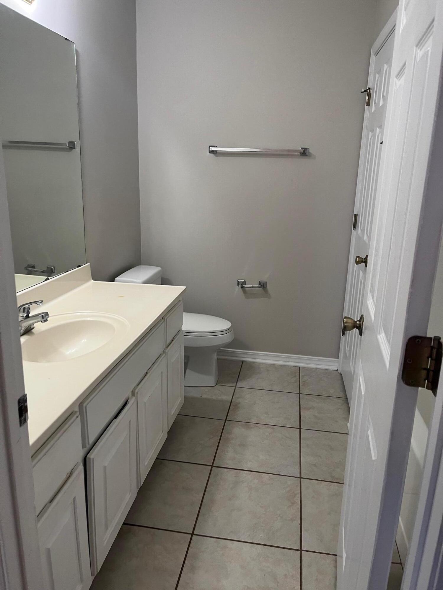 SHANYN TAYLOR OAKS - Residential