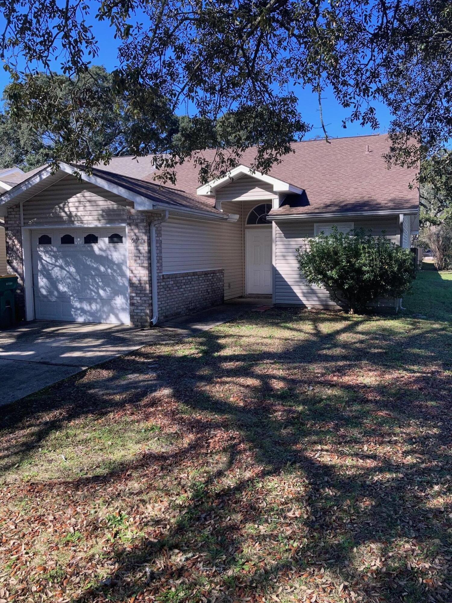 SHANYN TAYLOR OAKS - Residential