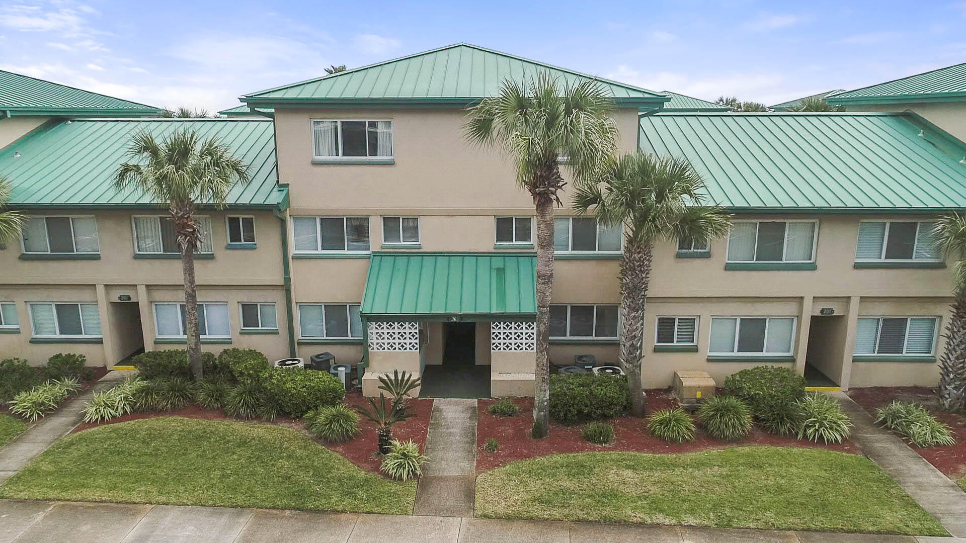 SEASPRAY CONDO - Residential