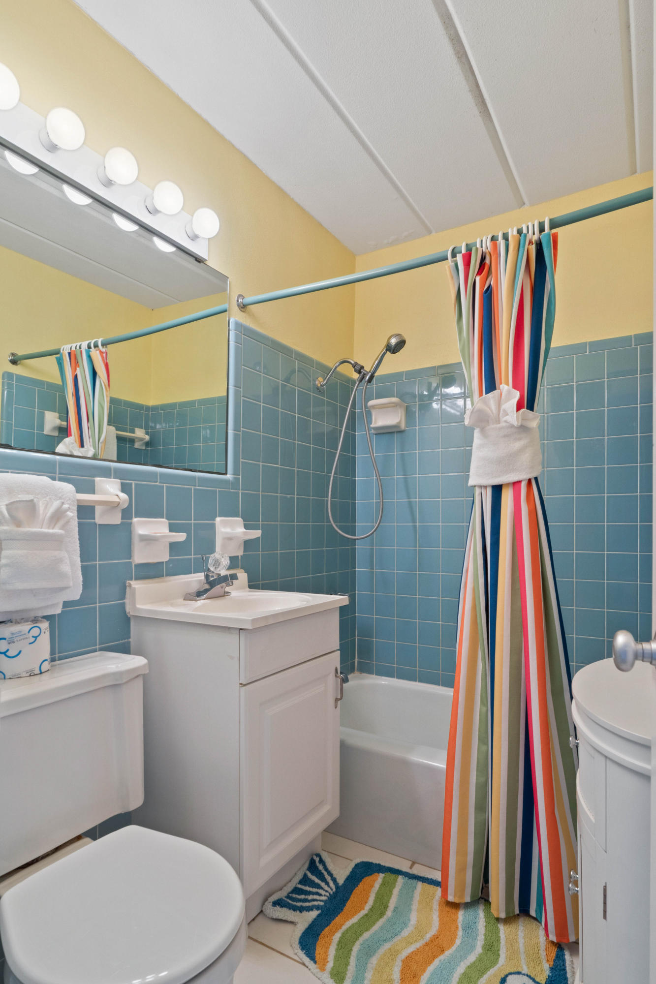 SEASPRAY CONDO - Residential