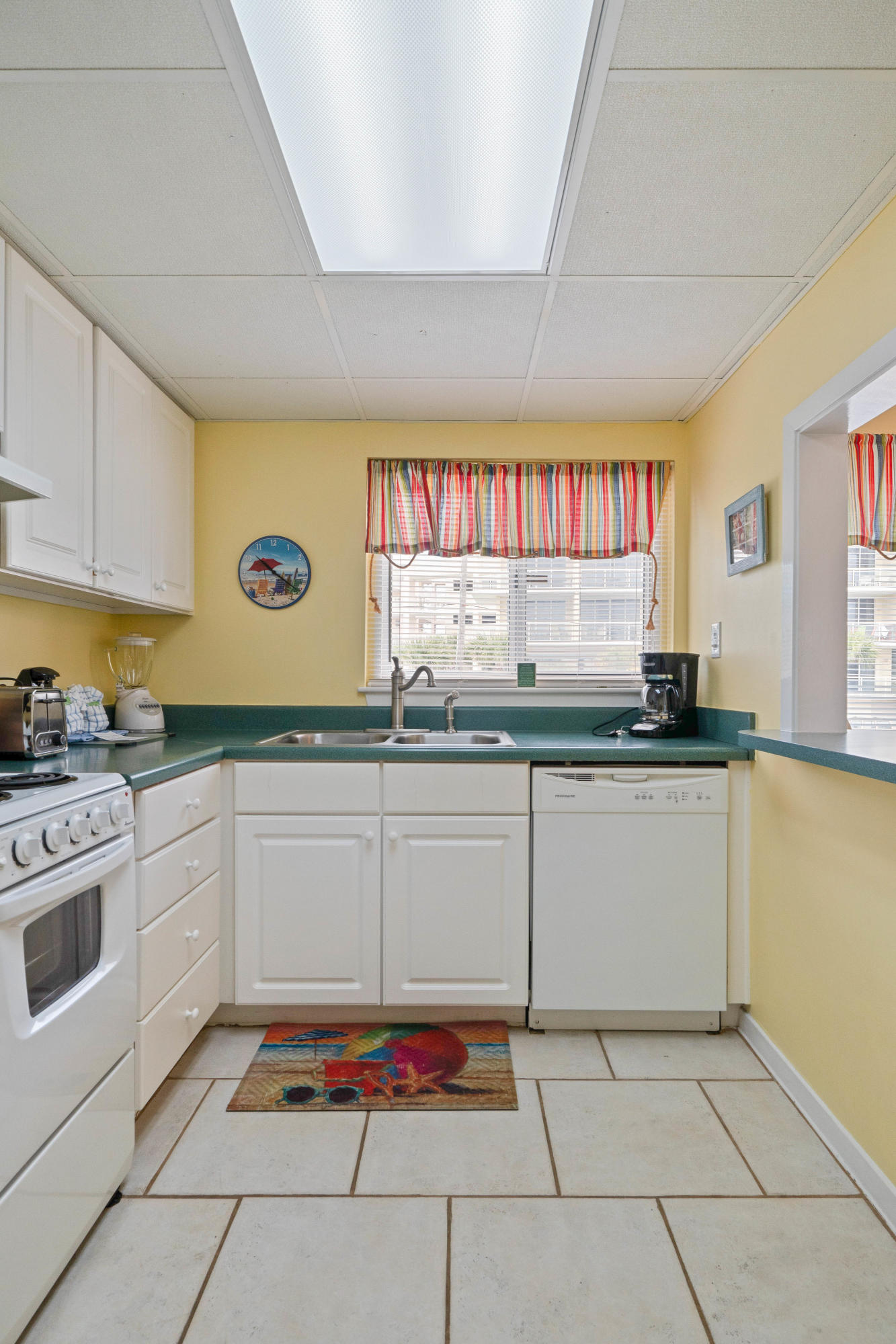 SEASPRAY CONDO - Residential