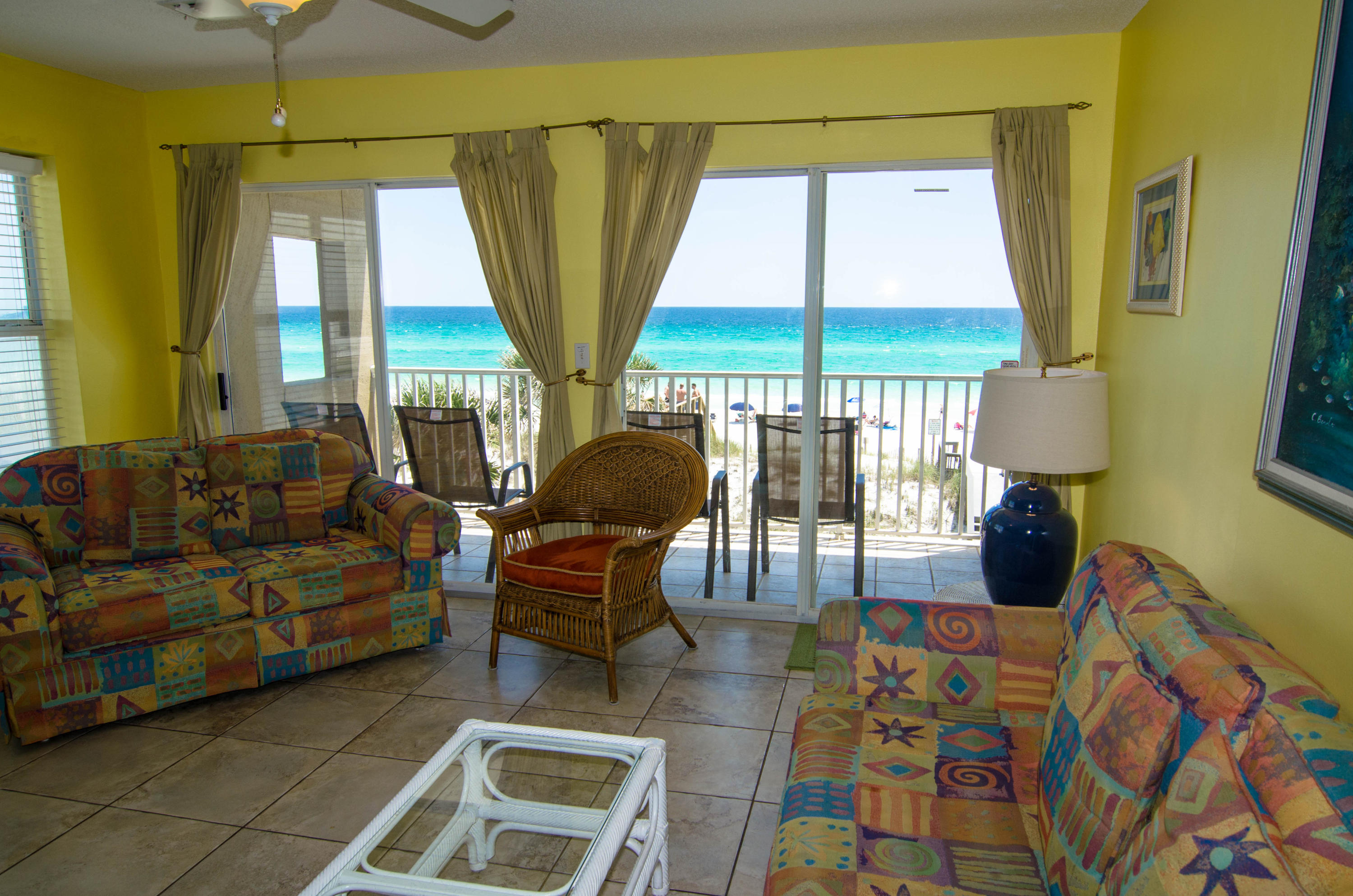 VERANDA CONDO - Residential