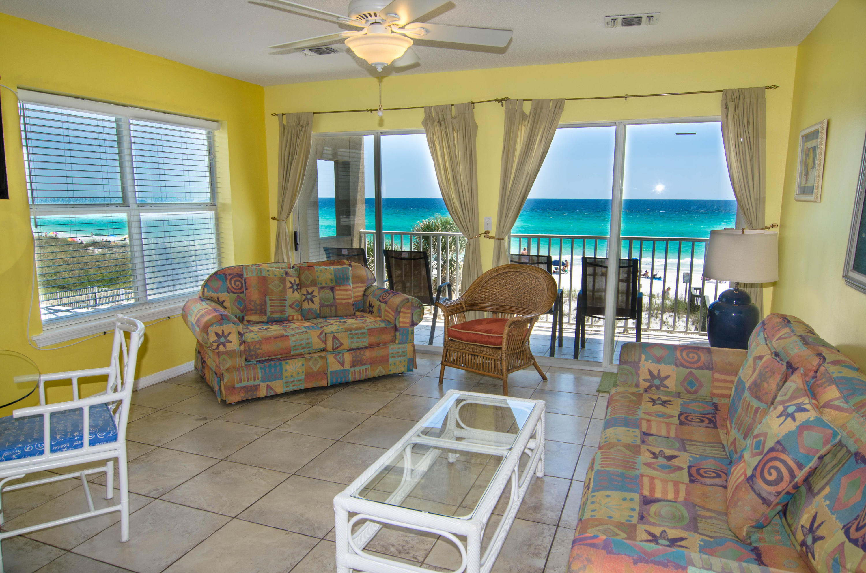 VERANDA CONDO - Residential