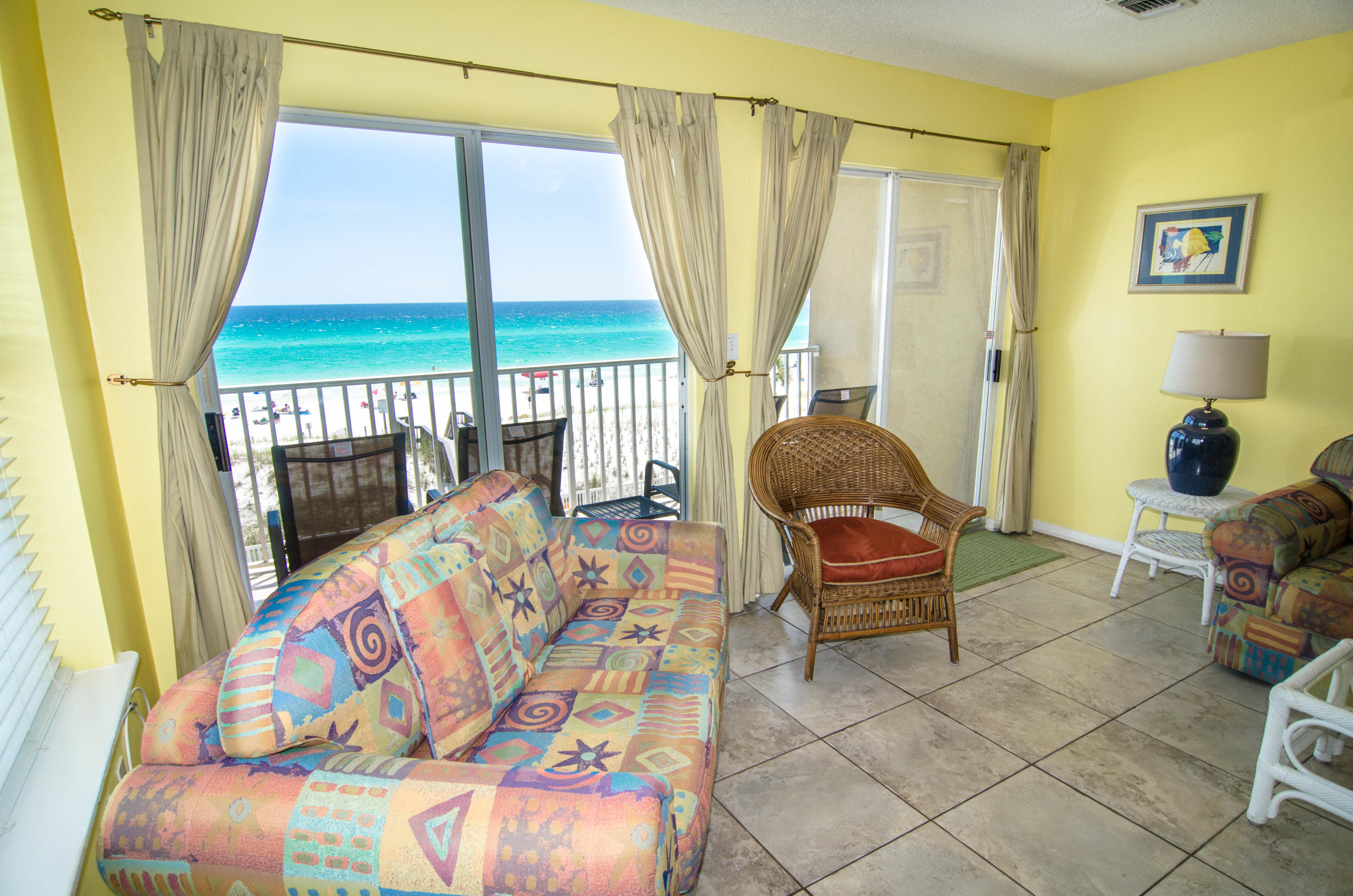 VERANDA CONDO - Residential