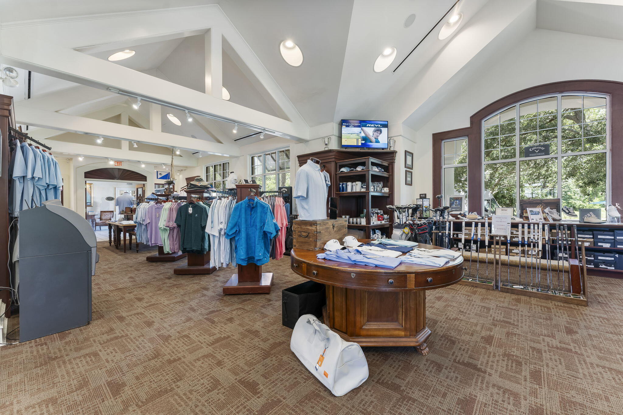 REGATTA BAY GOLF VILLAS - Residential