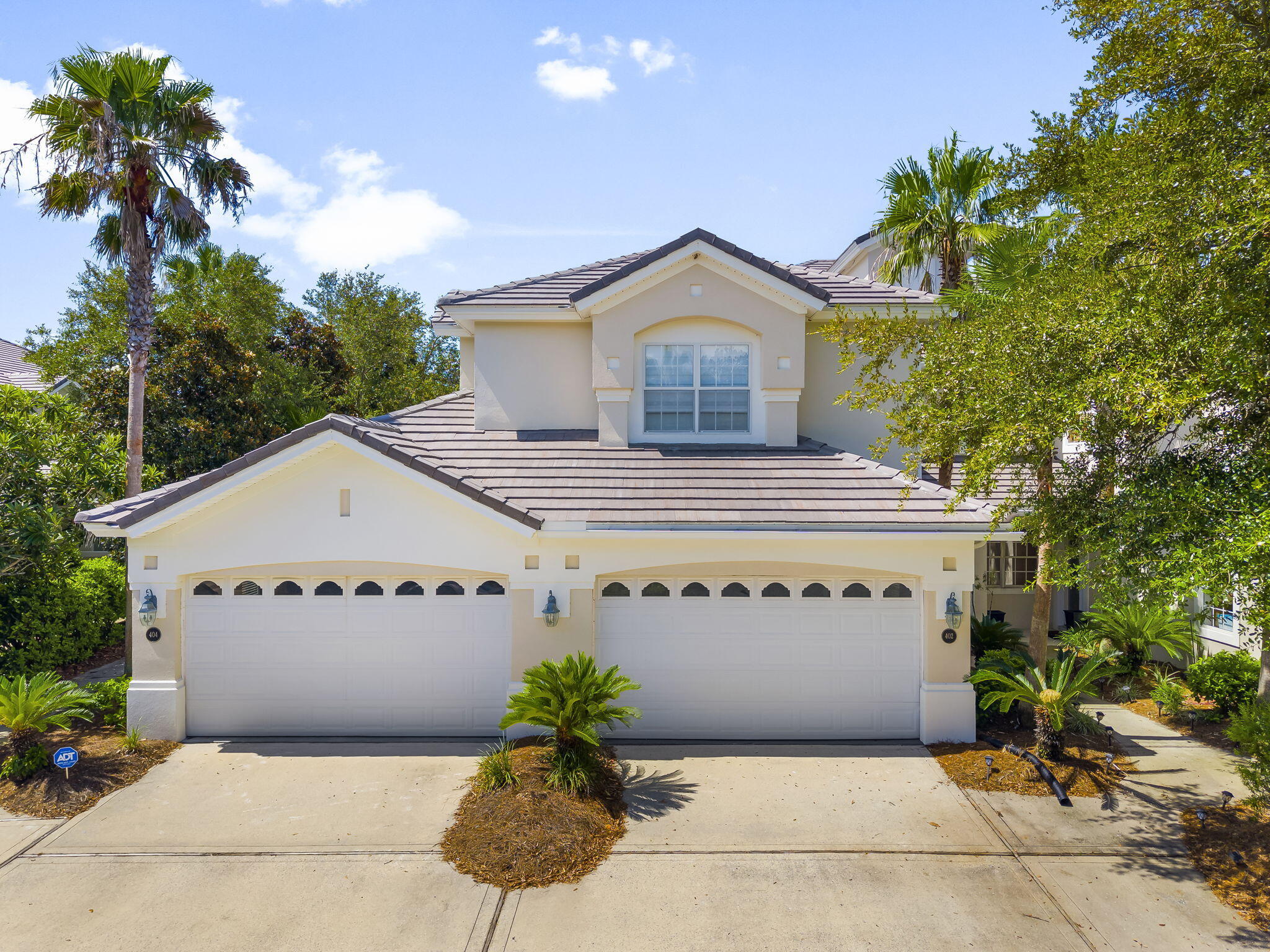 Welcome to Regatta Bay one of the most beautiful places to live in Destin Florida. This gated community offers an amazing opportunity for anyone to enjoy a great life. This Villa has been meticulously renovated with some of the finest luxury features. Gourmet Kitchen has been designed with wonderful accents such as quartz counter tops and all new cabinets, as well as a smart refrigerator. Spa like, Baths offer lighted mirrors, and an opulent experience. All new flooring compliments the luxurious feel of this master piece. Glass garage walls make it easy to access and see your automobiles. The patio offers sliding doors to bring the outside in. Master closets are wonderfully appointed.