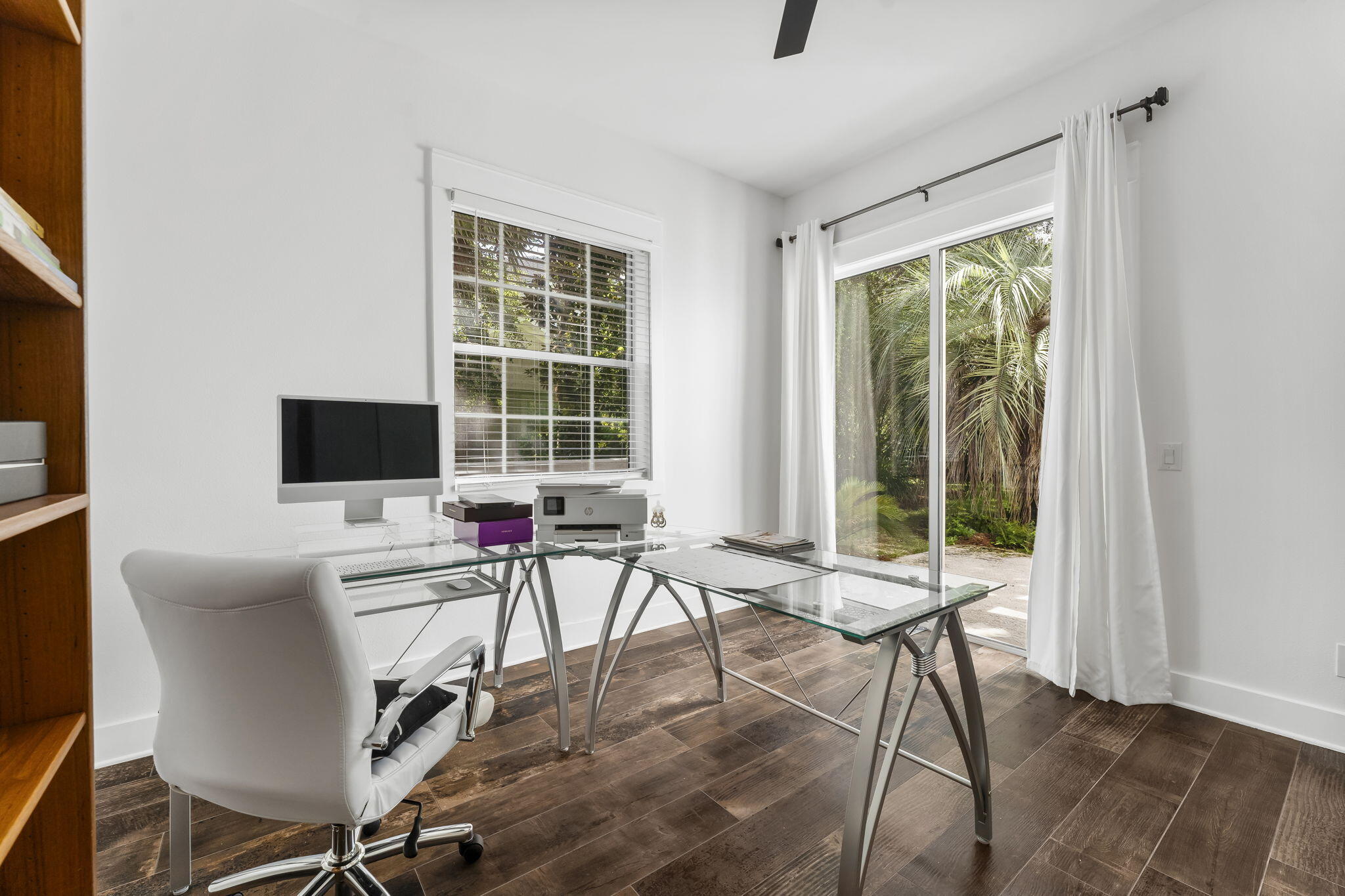 REGATTA BAY GOLF VILLAS - Residential