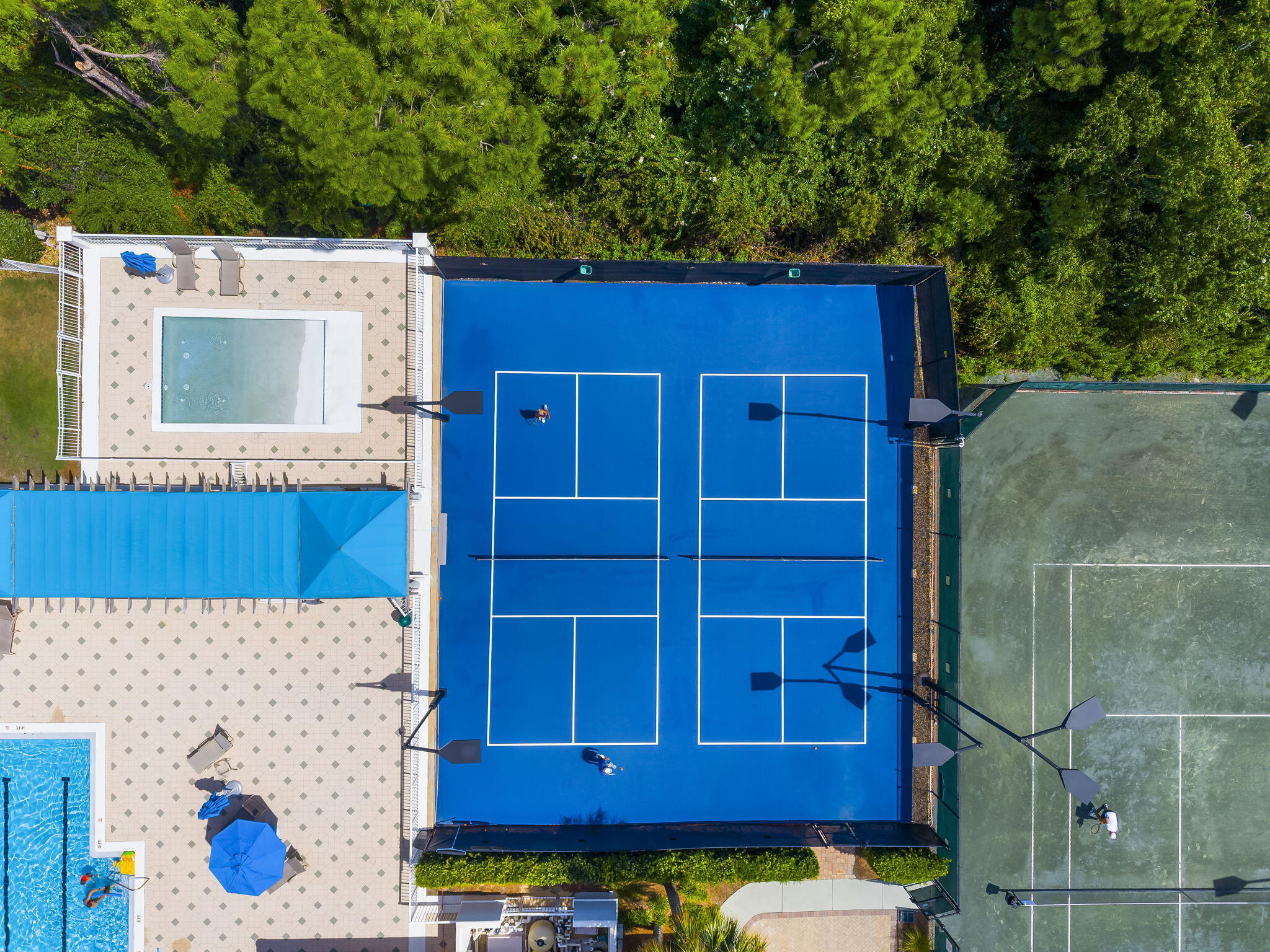 REGATTA BAY GOLF VILLAS - Residential