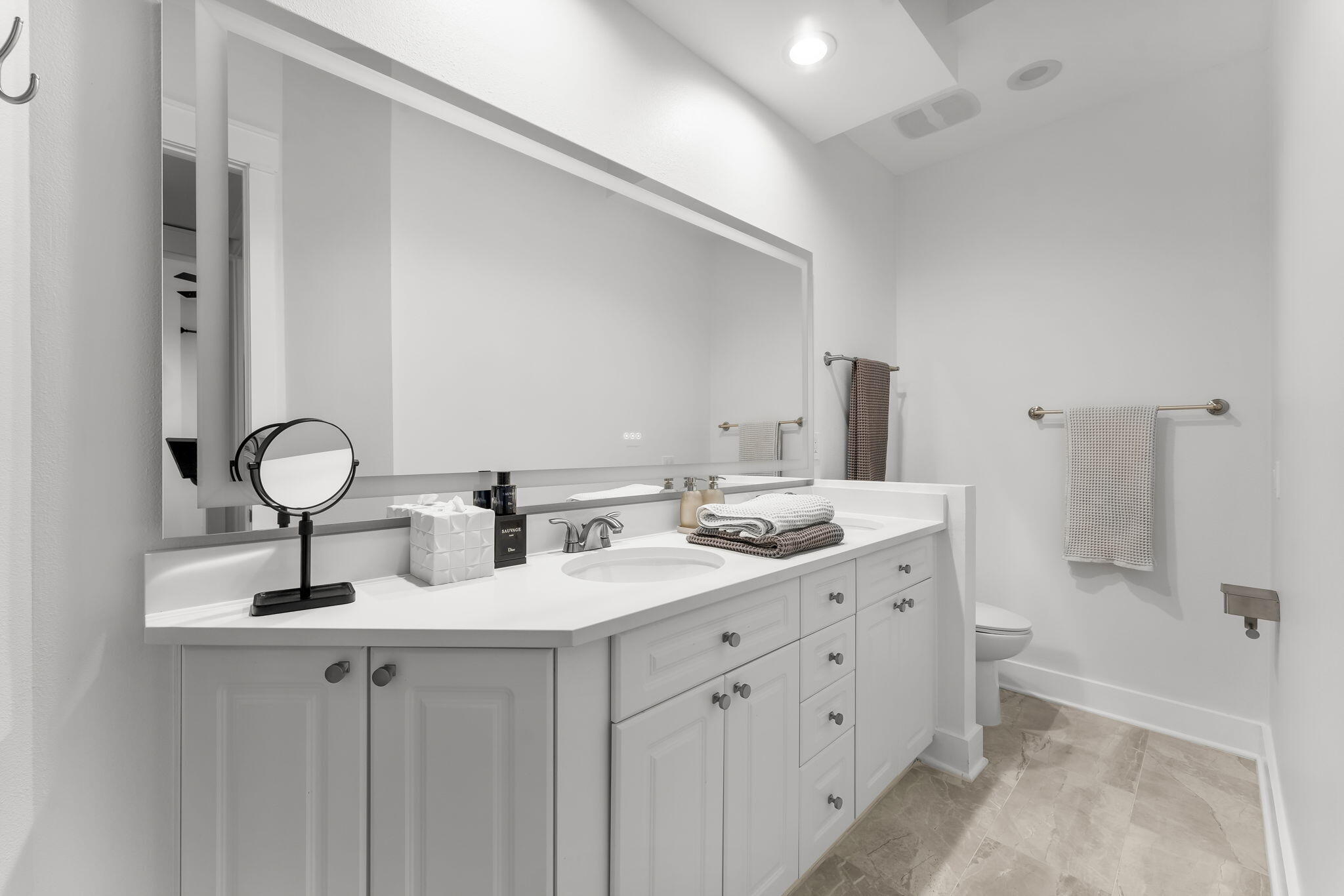 REGATTA BAY GOLF VILLAS - Residential