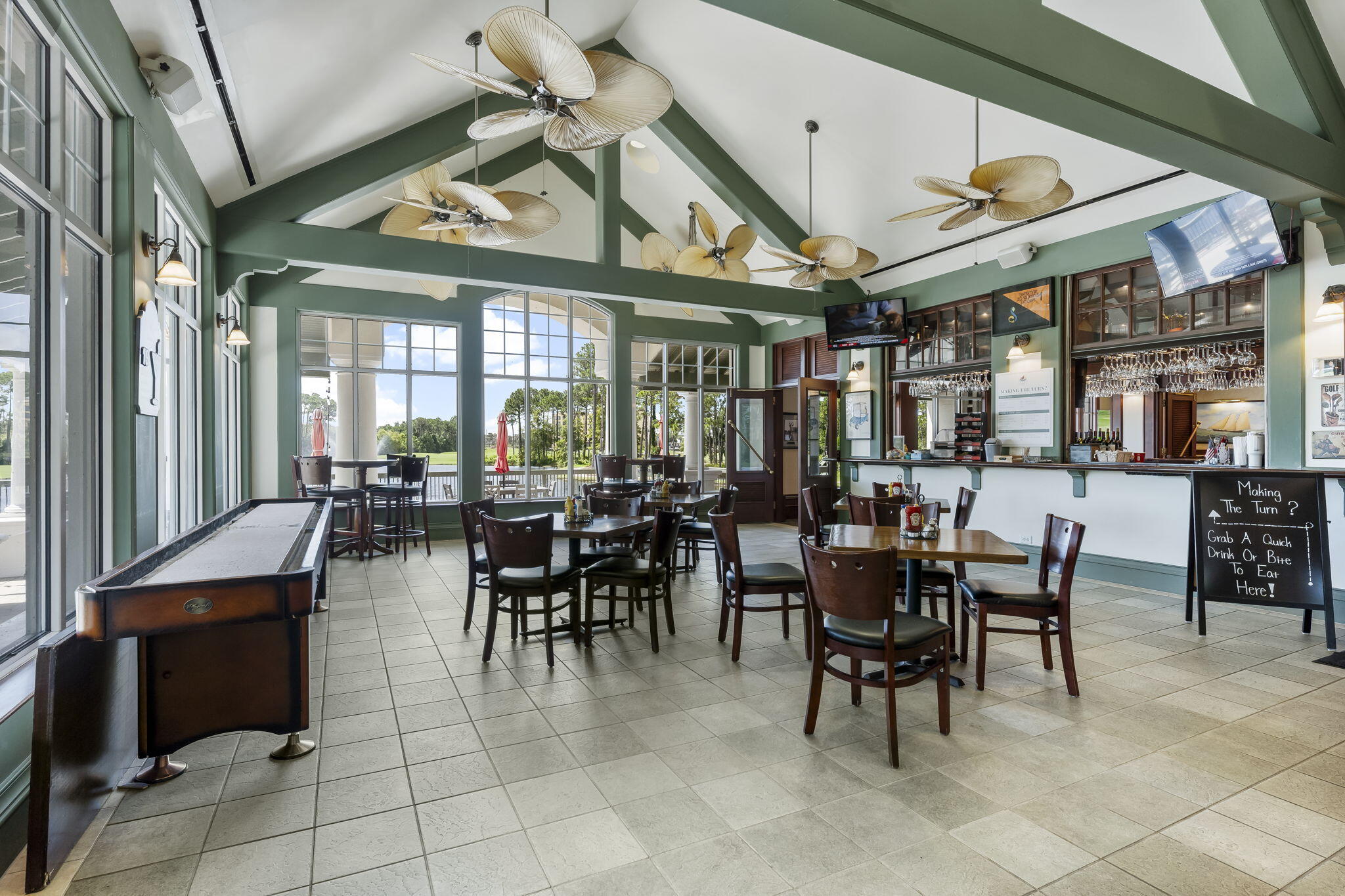 REGATTA BAY GOLF VILLAS - Residential
