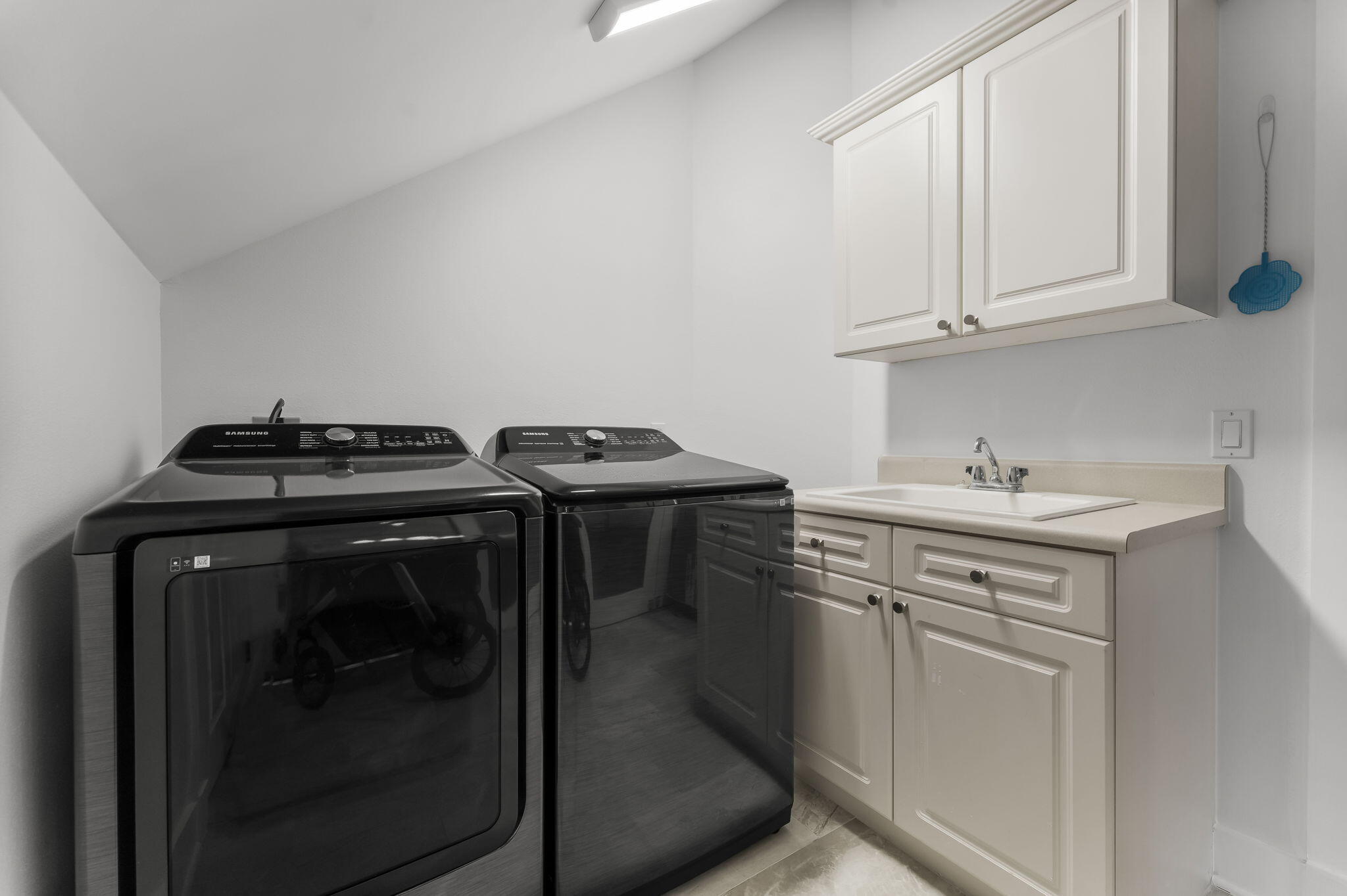 REGATTA BAY GOLF VILLAS - Residential
