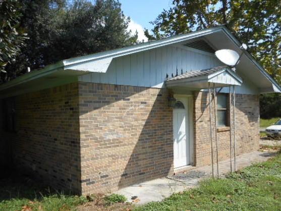 NO RECORDED SUBDIVISION - Residential